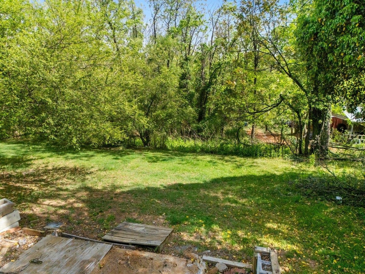 48 Upland Drive, Salem, VA 24153