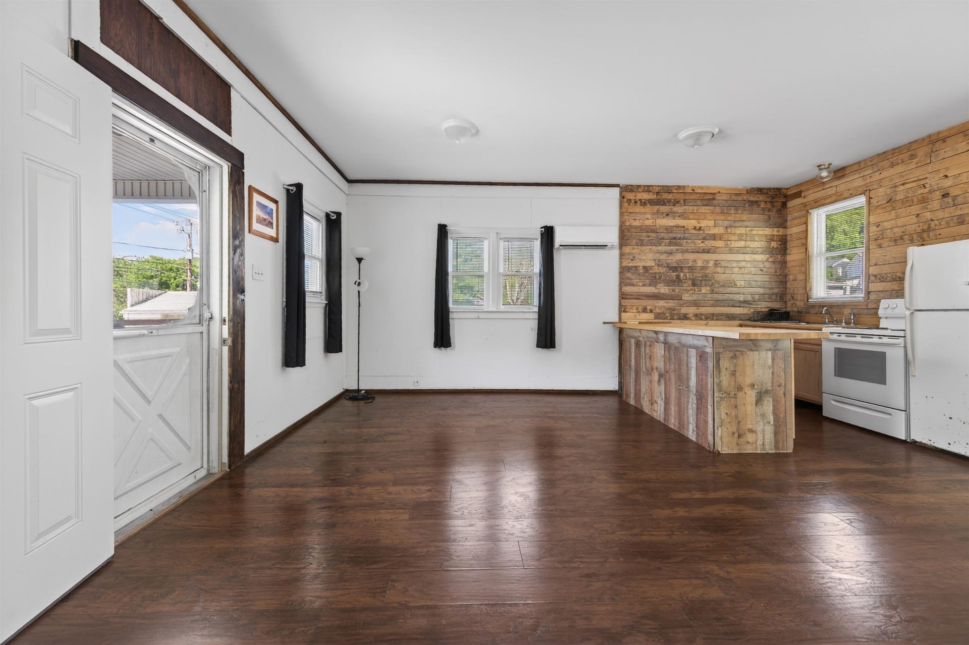 101 Mays Hollow Road, Pembroke, VA 24136