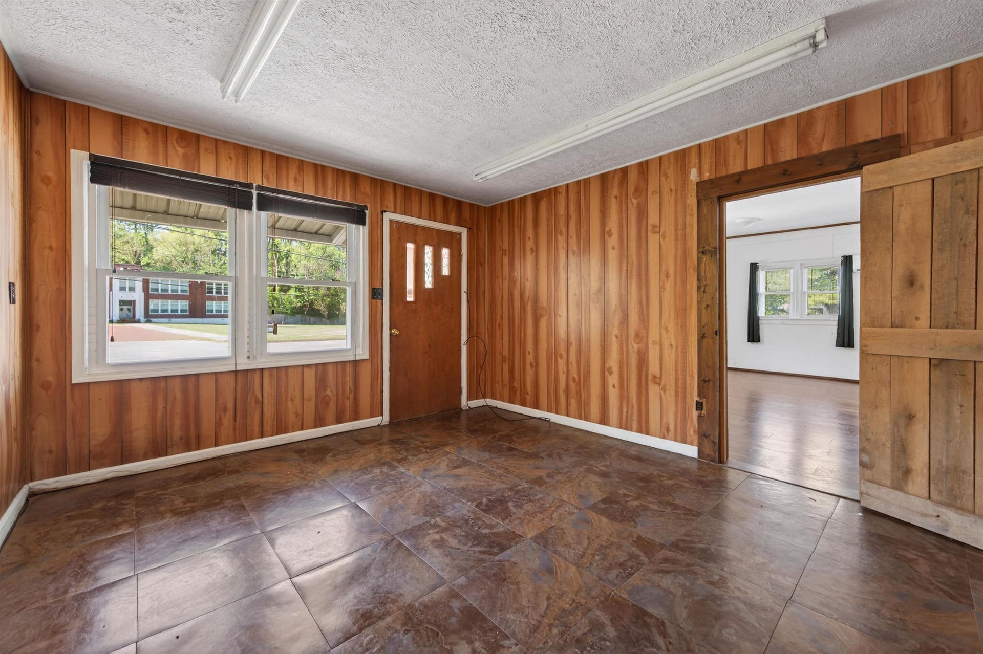 101 Mays Hollow Road, Pembroke, VA 24136