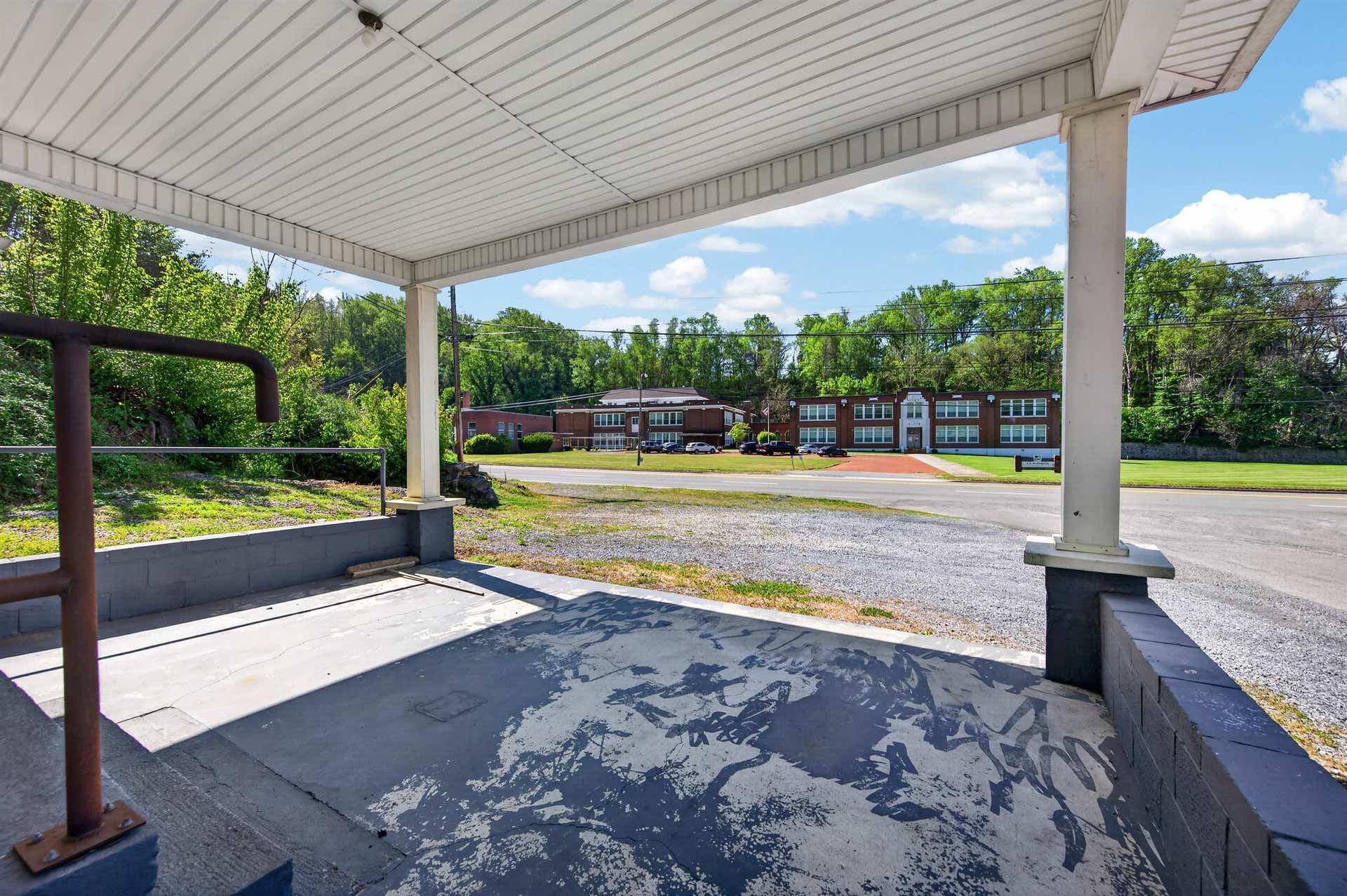 101 Mays Hollow Road, Pembroke, VA 24136