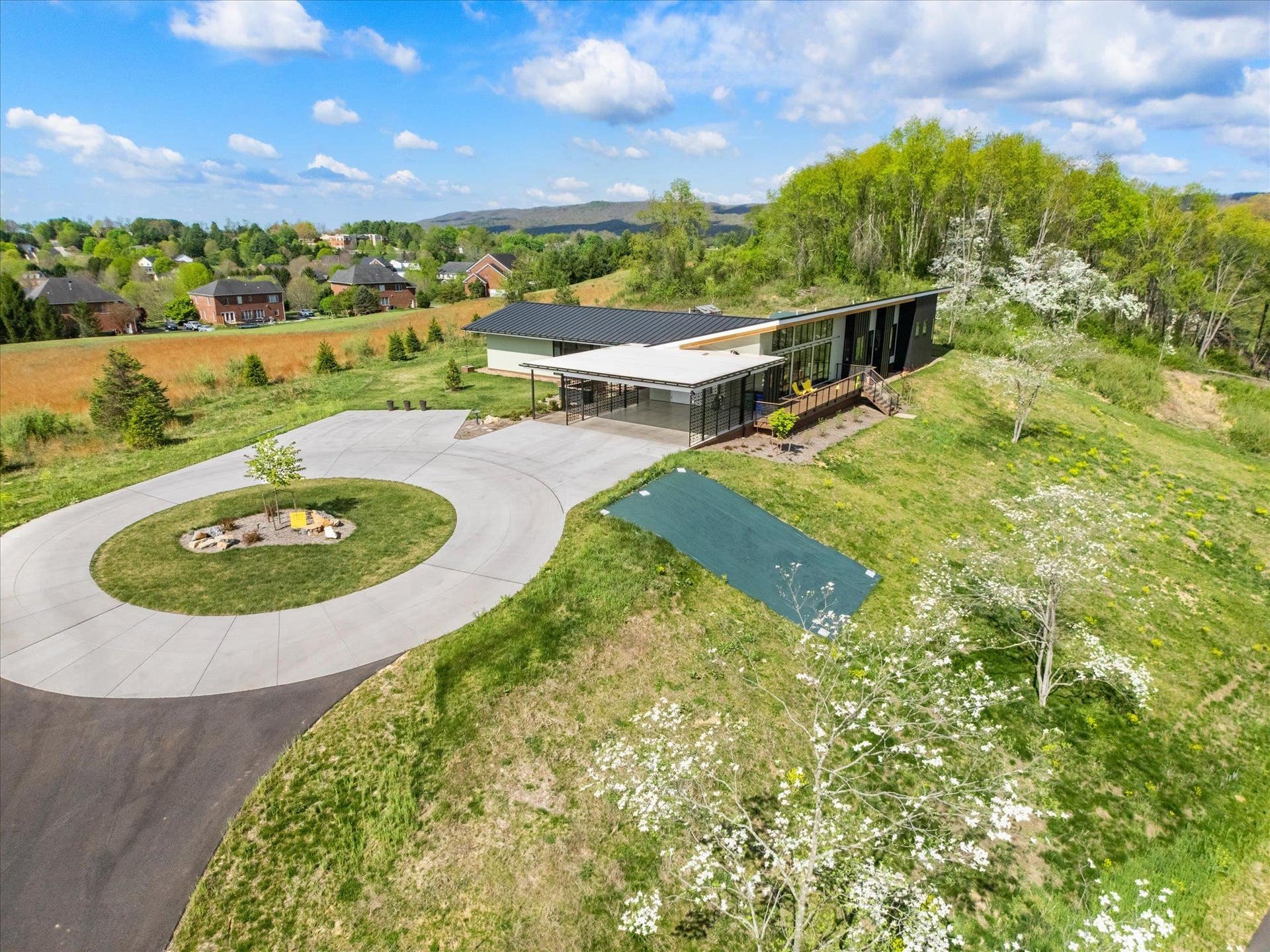 850 Bishop Road, Blacksburg, VA 24060