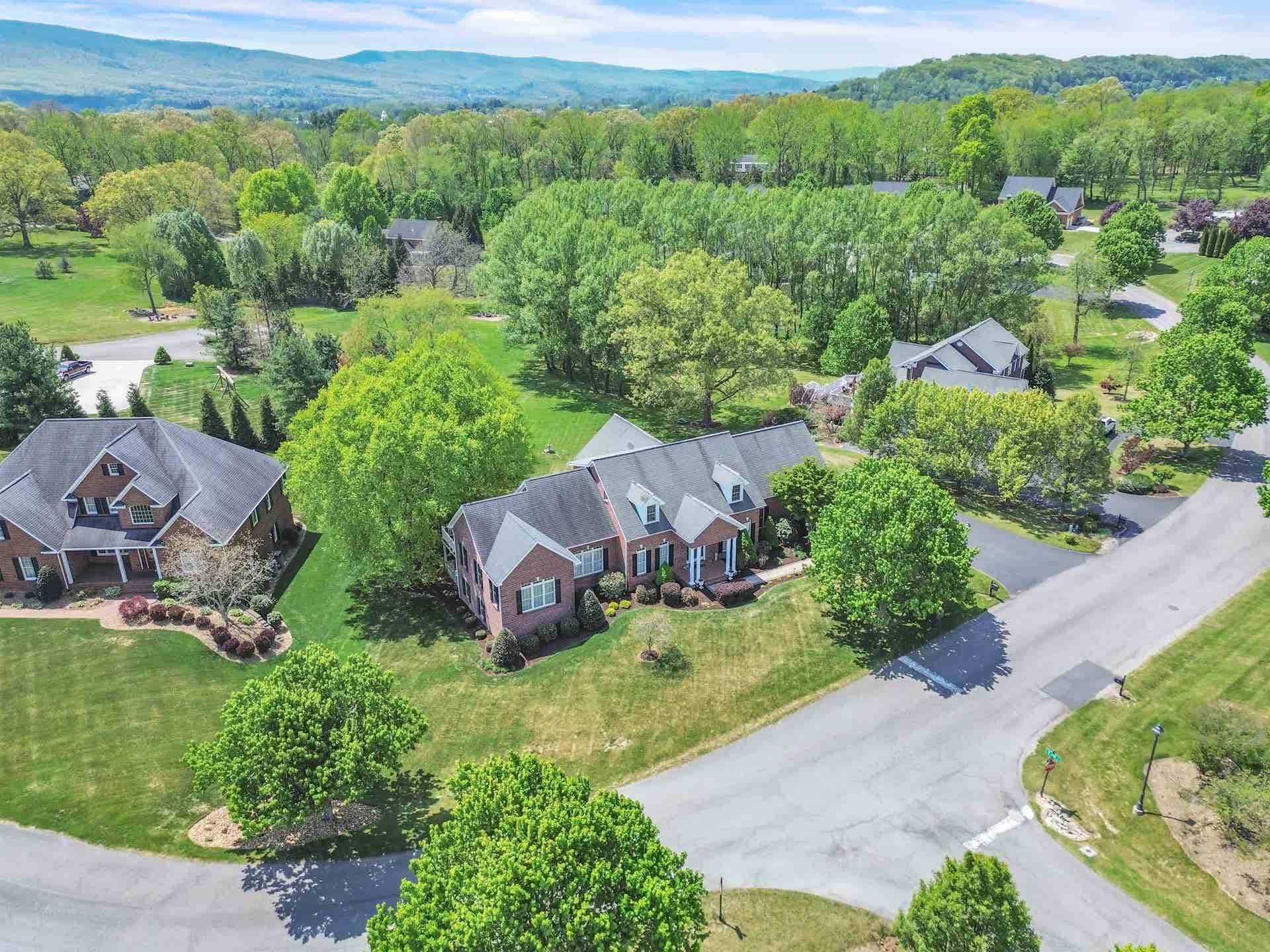 580 LORETTO Drive, Wytheville, VA 24382