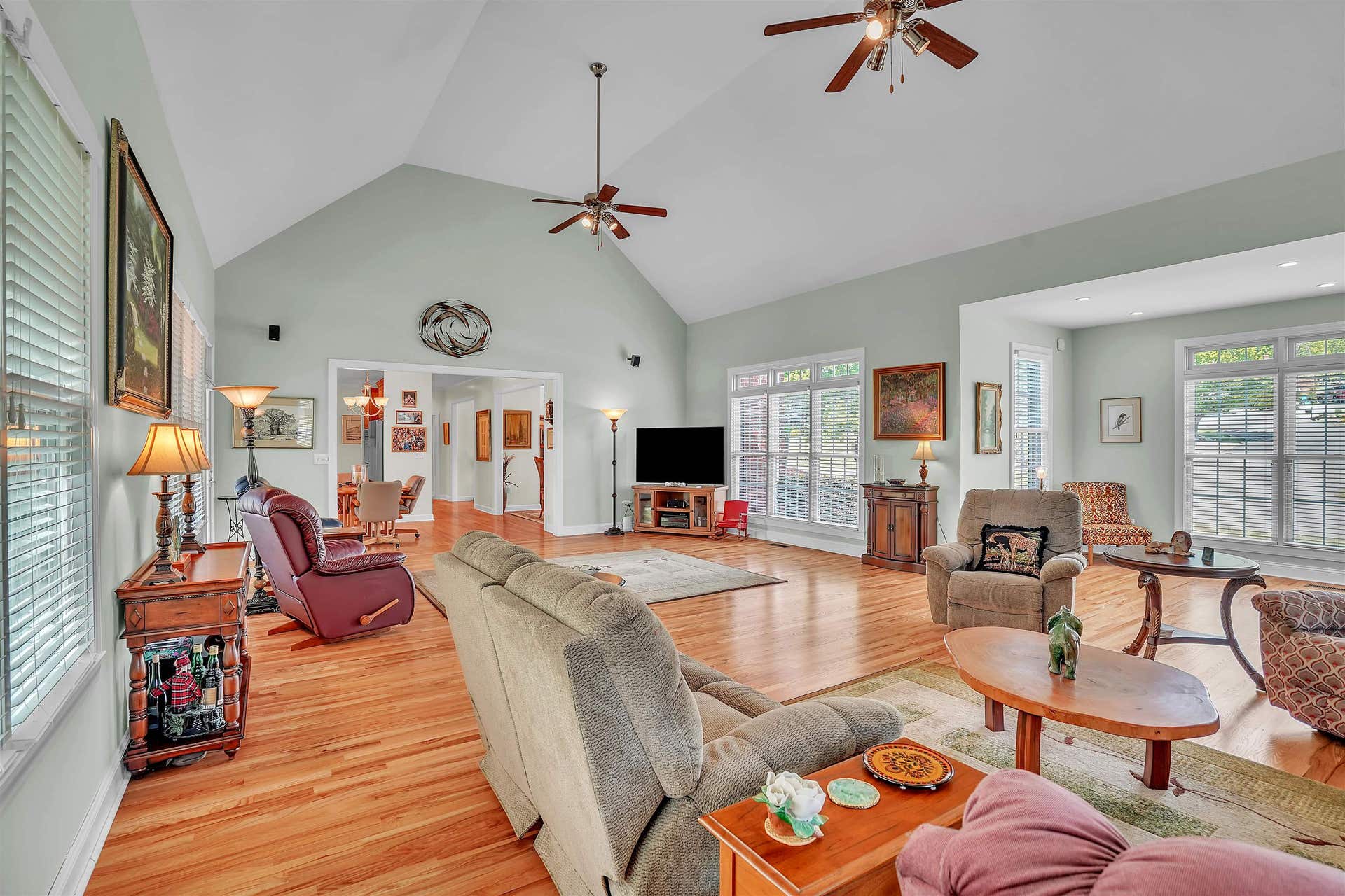 580 LORETTO Drive, Wytheville, VA 24382