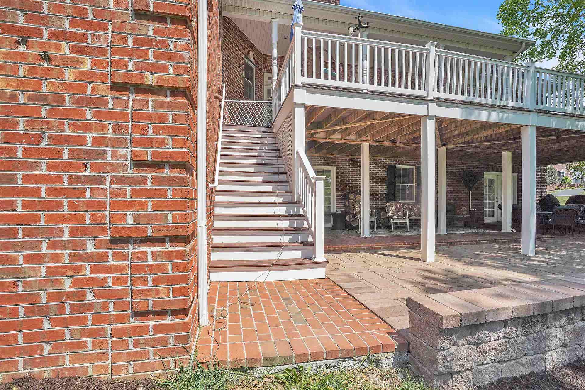 580 LORETTO Drive, Wytheville, VA 24382