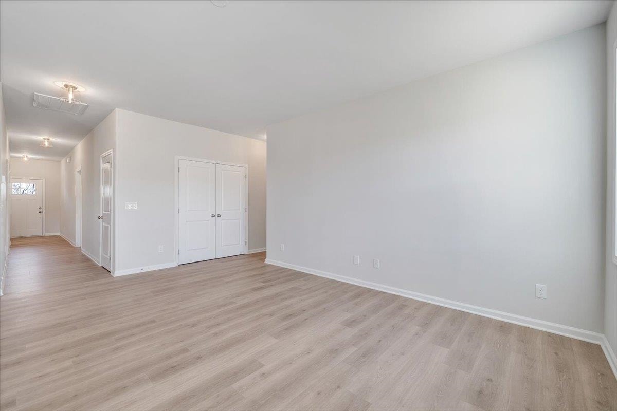 7355 King's Pointe Drive, Radford, VA 24141