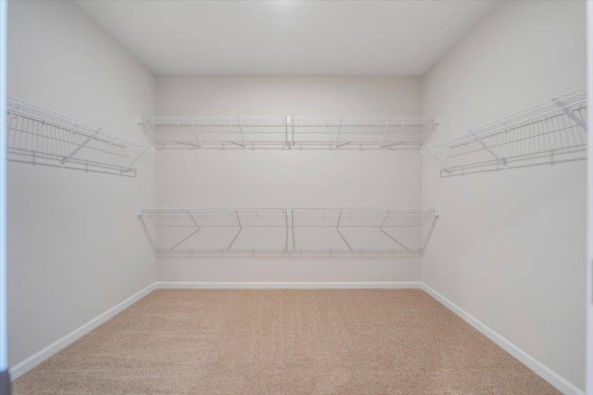 7355 King's Pointe Drive, Radford, VA 24141