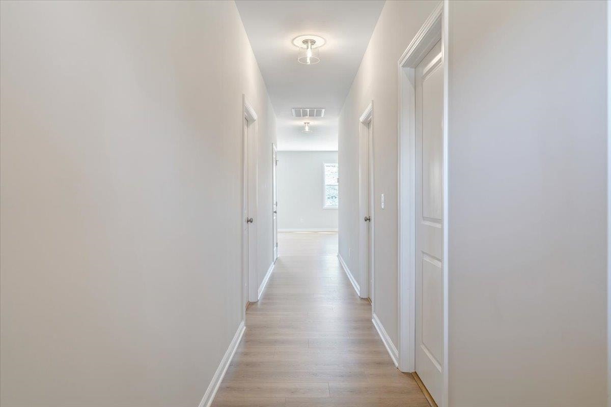7355 King's Pointe Drive, Radford, VA 24141