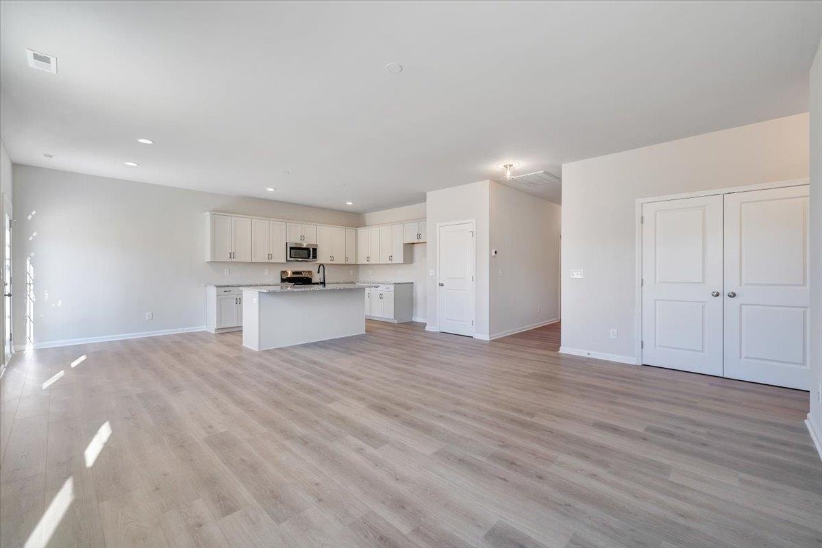 7355 King's Pointe Drive, Radford, VA 24141