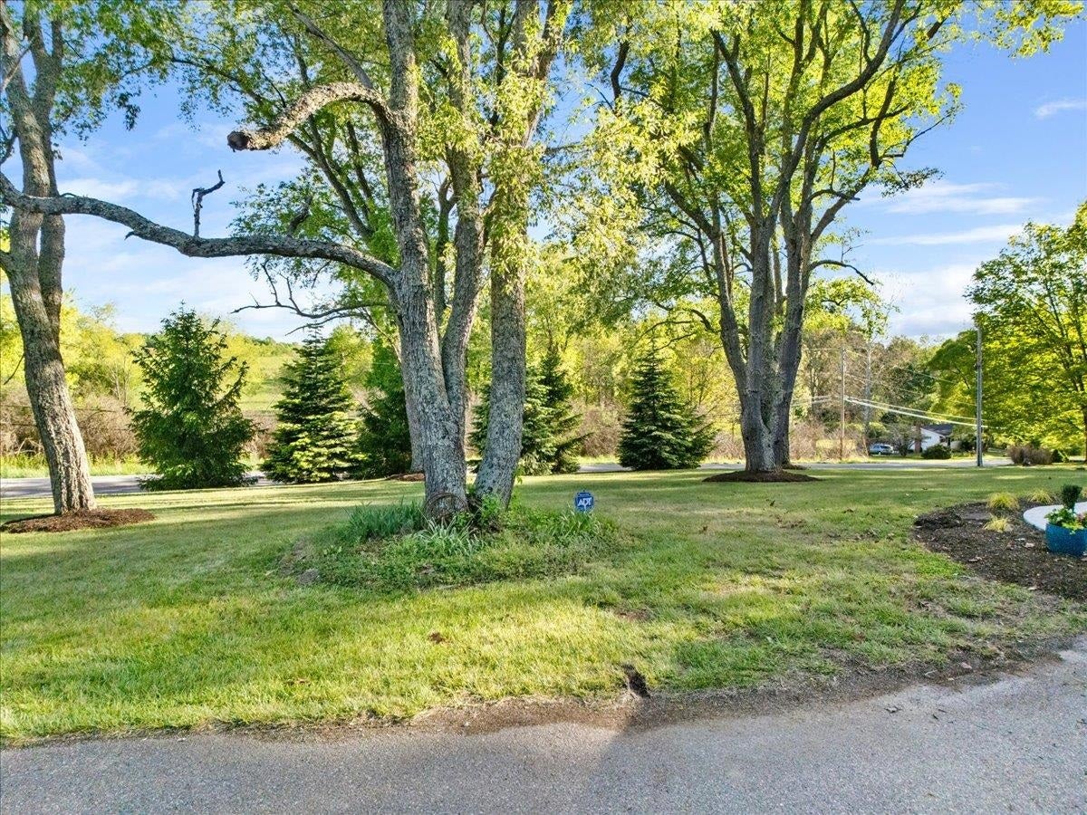 2814 Glade Road, Blacksburg, VA 24060