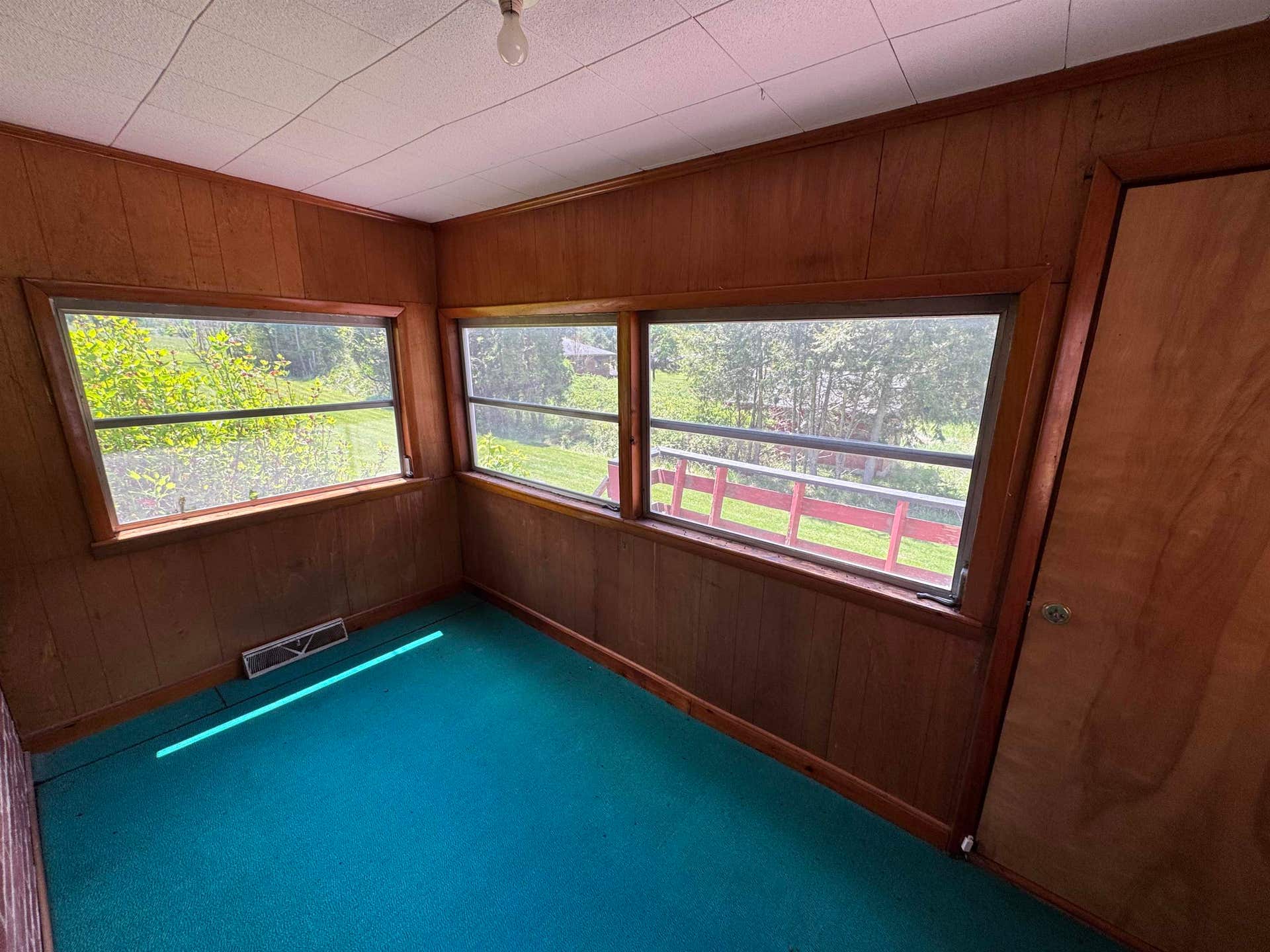 328 Mountain Drive, Pearisburg, VA 24134