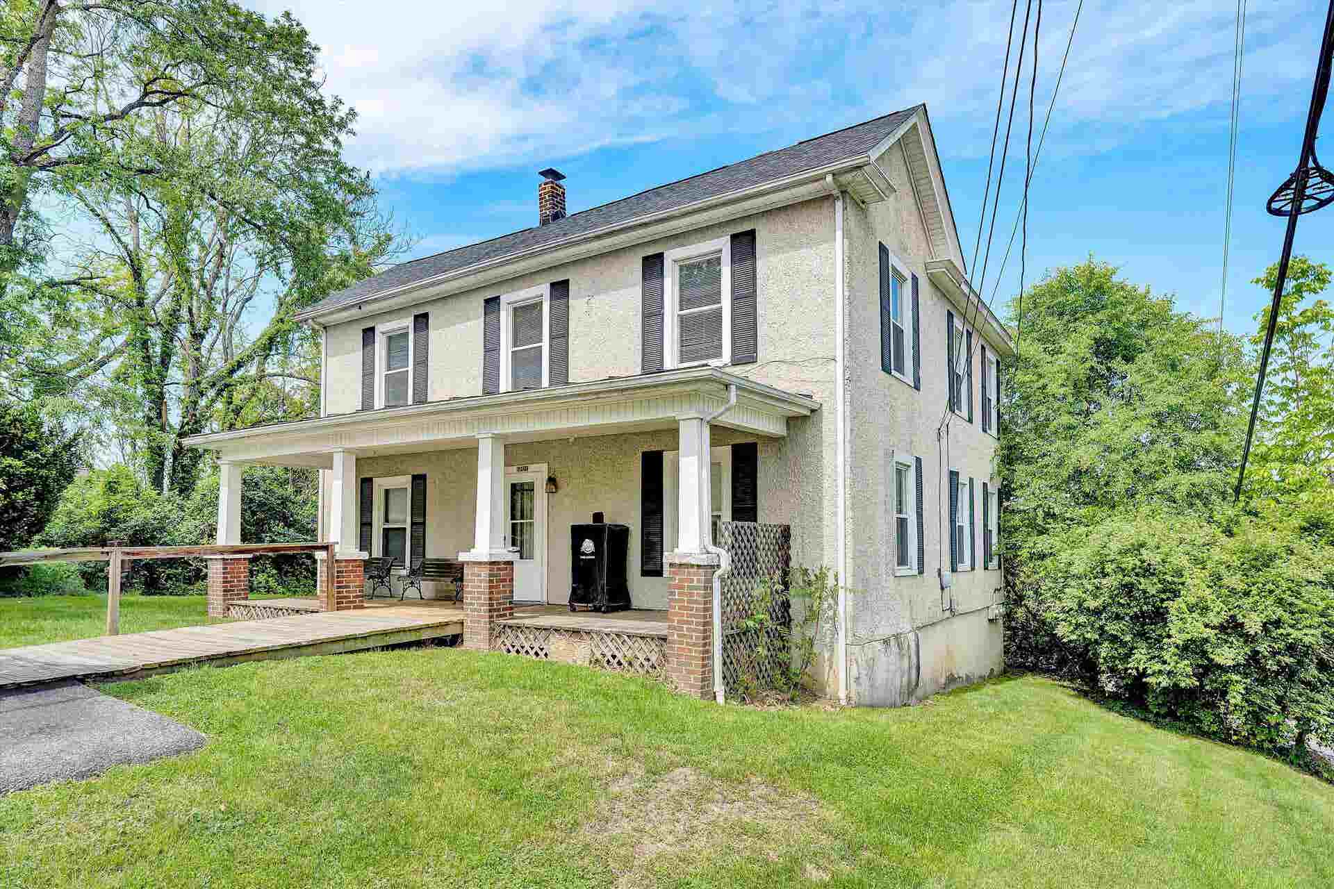 1201 4TH Street, Radford, VA 24141