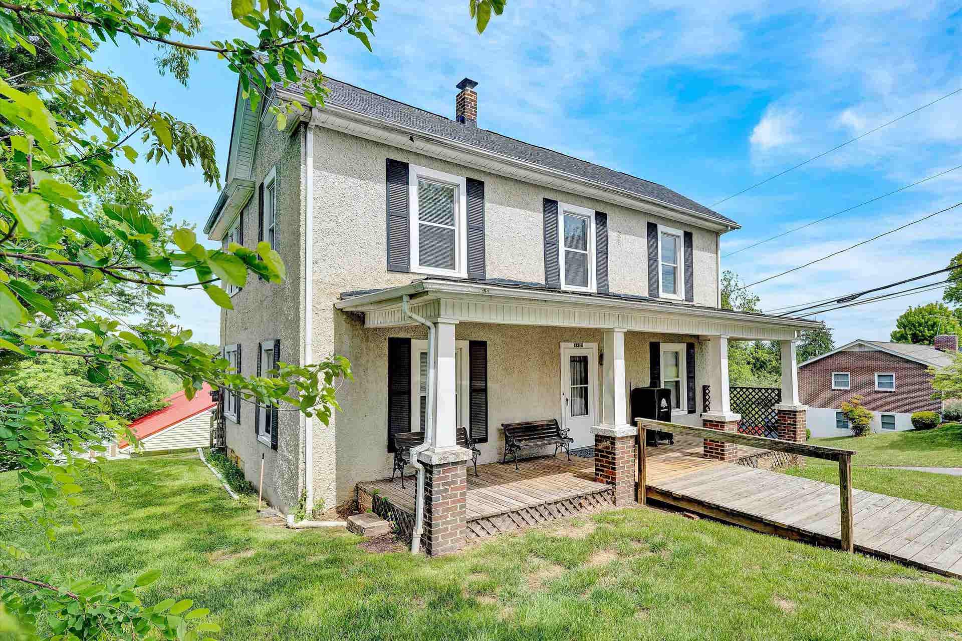 1201 4TH Street, Radford, VA 24141