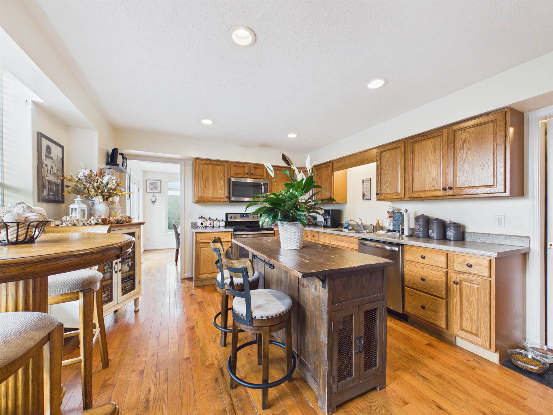 209 Rolling Hills Drive, Christiansburg, VA 24073