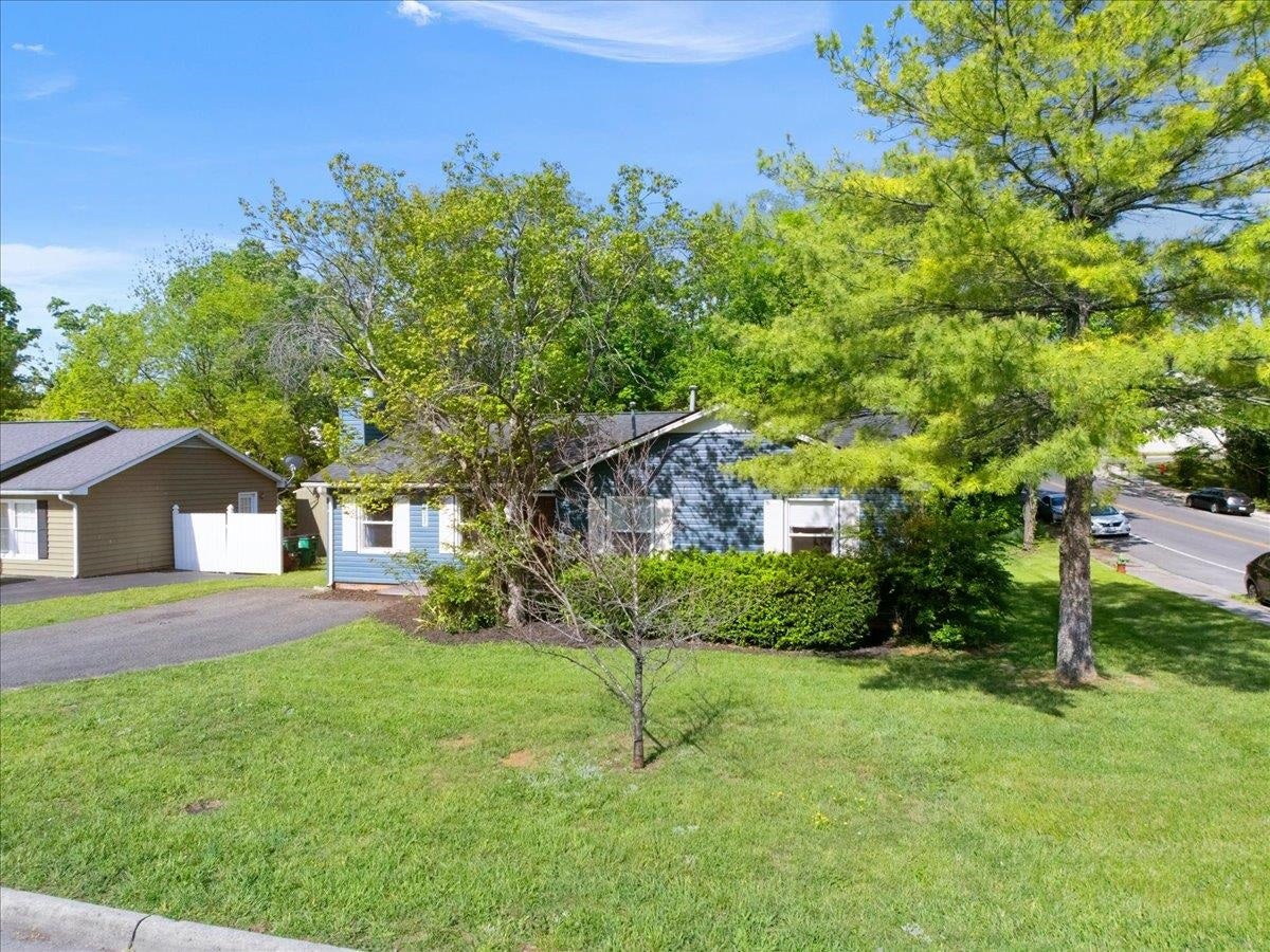 1109 Scott Alan Circle, Blacksburg, VA 24060