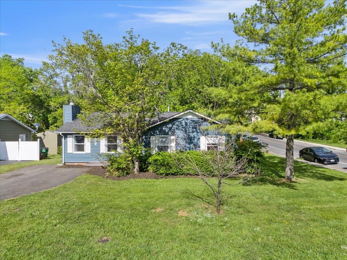 1109 Scott Alan Circle, Blacksburg, VA 24060