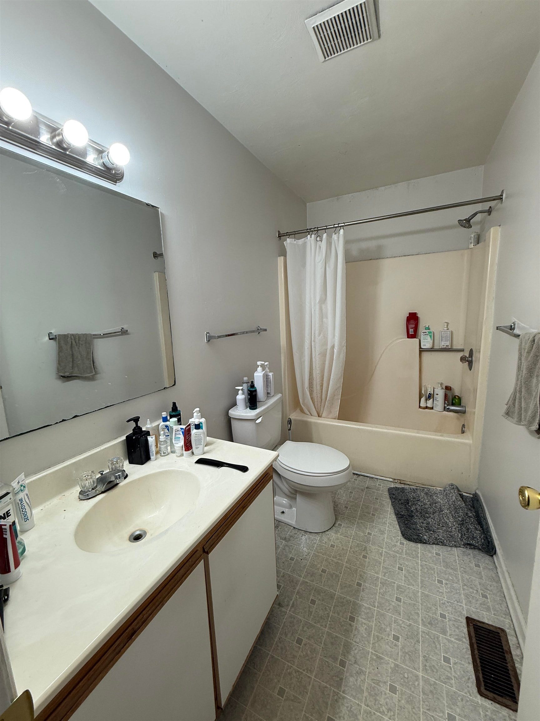 228 JANIE Lane, Blacksburg, VA 24060