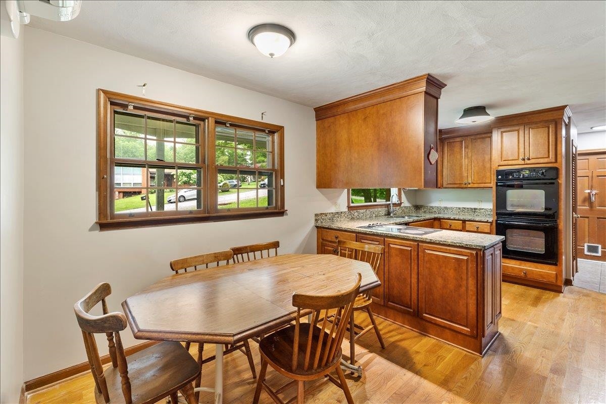 611 Landsdowne Drive, Blacksburg, VA 24060
