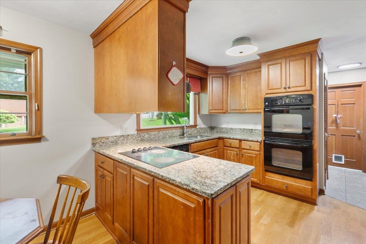 611 Landsdowne Drive, Blacksburg, VA 24060