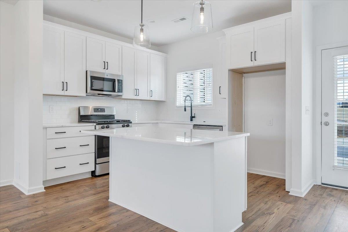 2137 McCarters Way, Blacksburg, VA 24060
