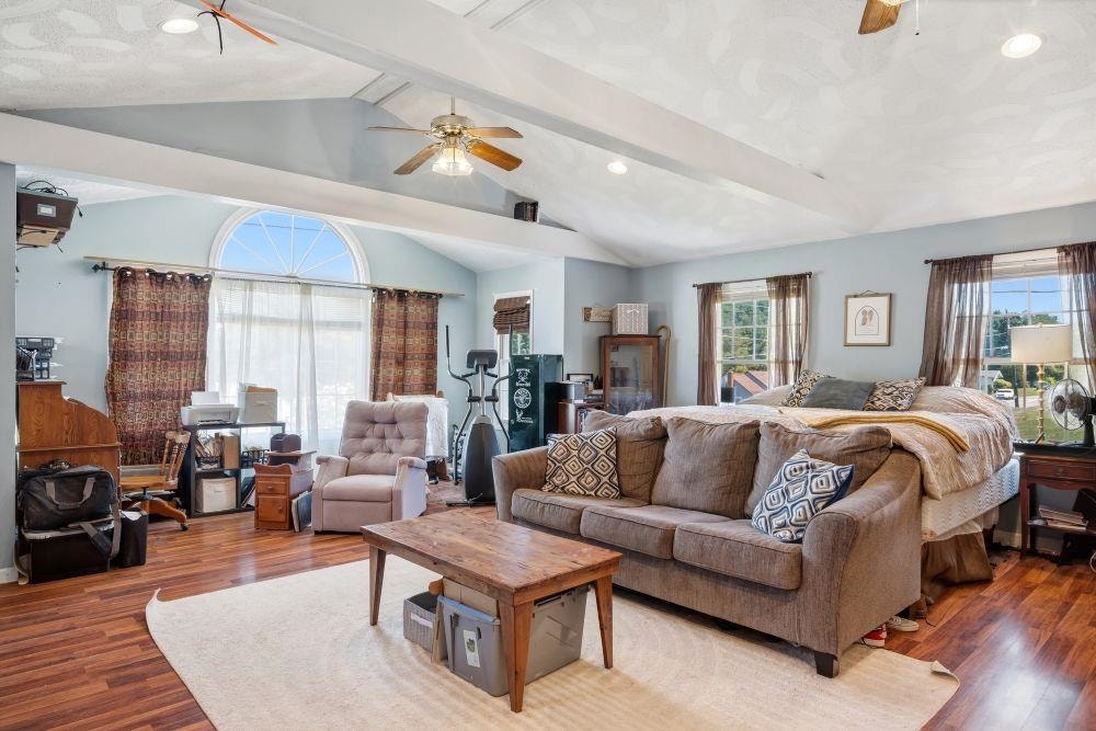 712 Mercer Road, Rich Creek, VA 24147