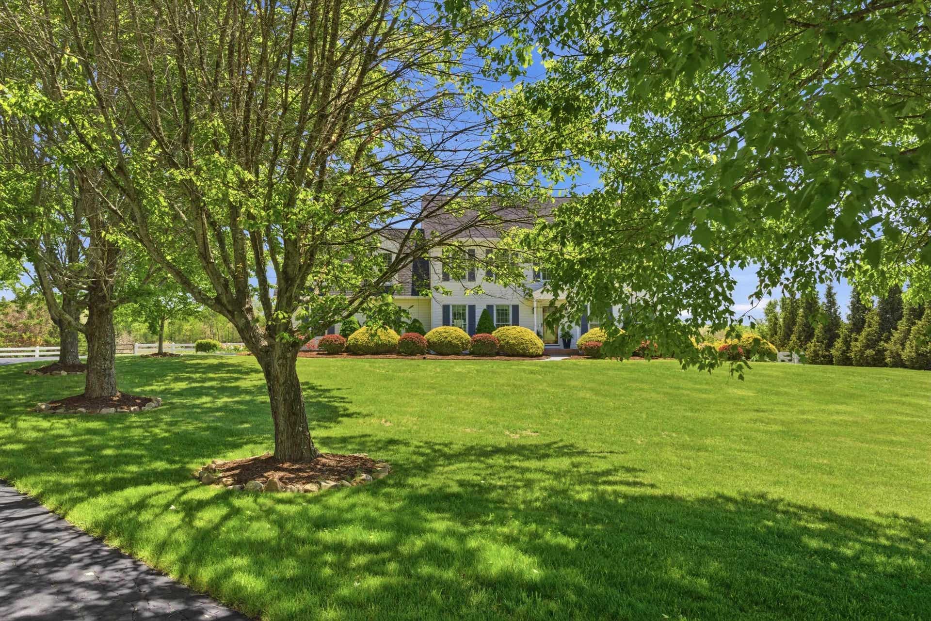 1305 Red Hawk Run, Christiansburg, VA 24073