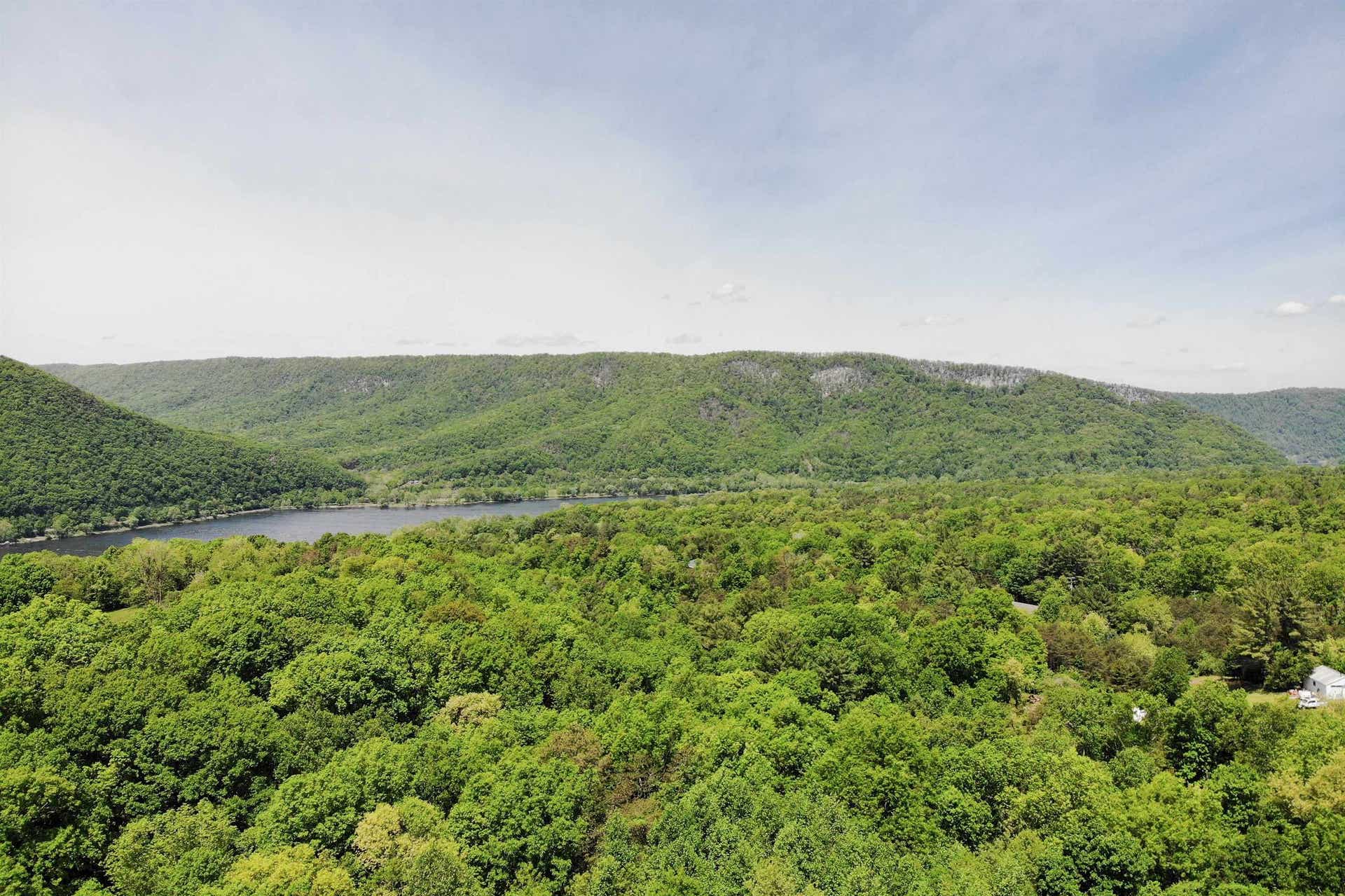 6230 Lilly Road, Blacksburg, VA 24060