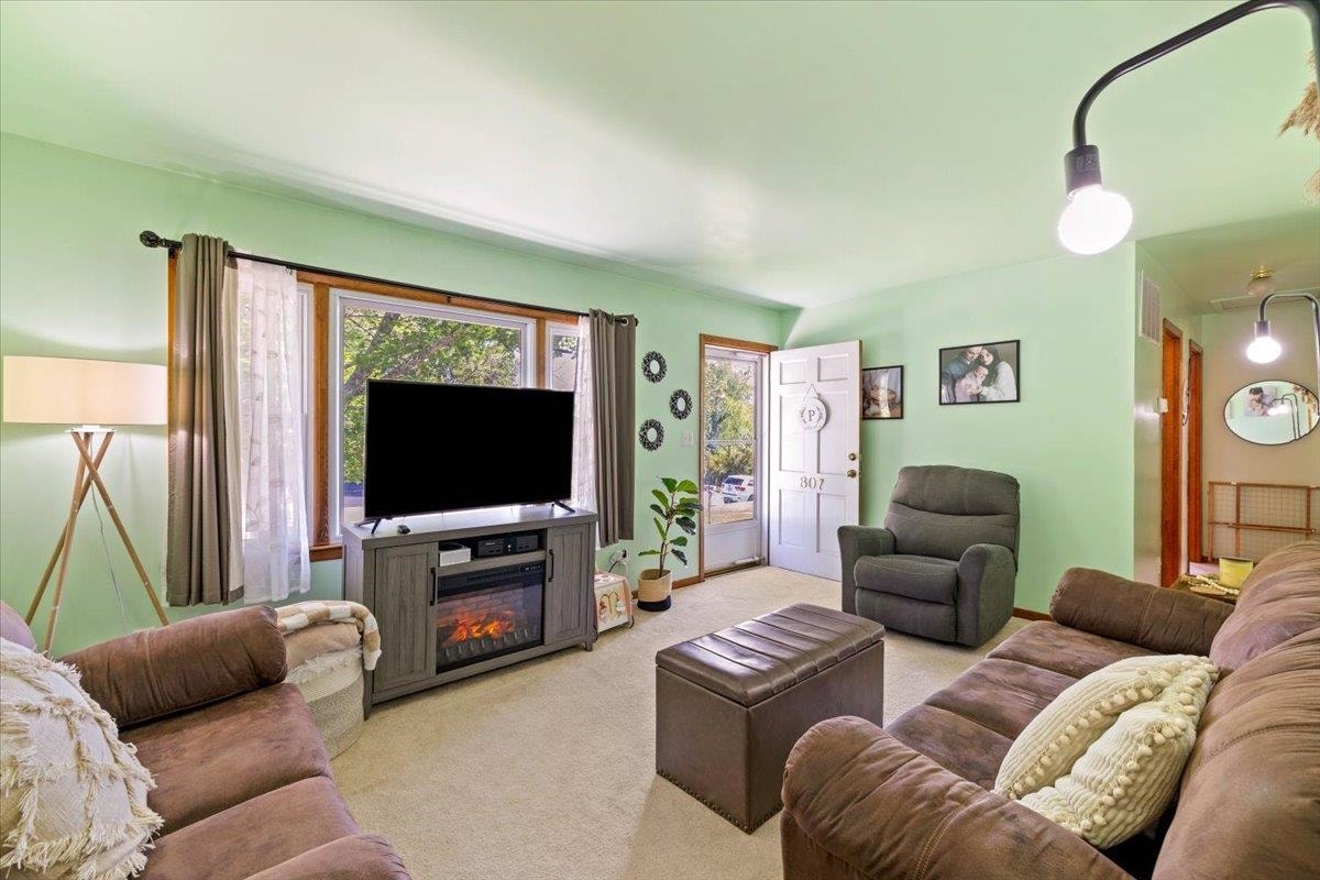 807 Seventh Street, Radford, VA 24141