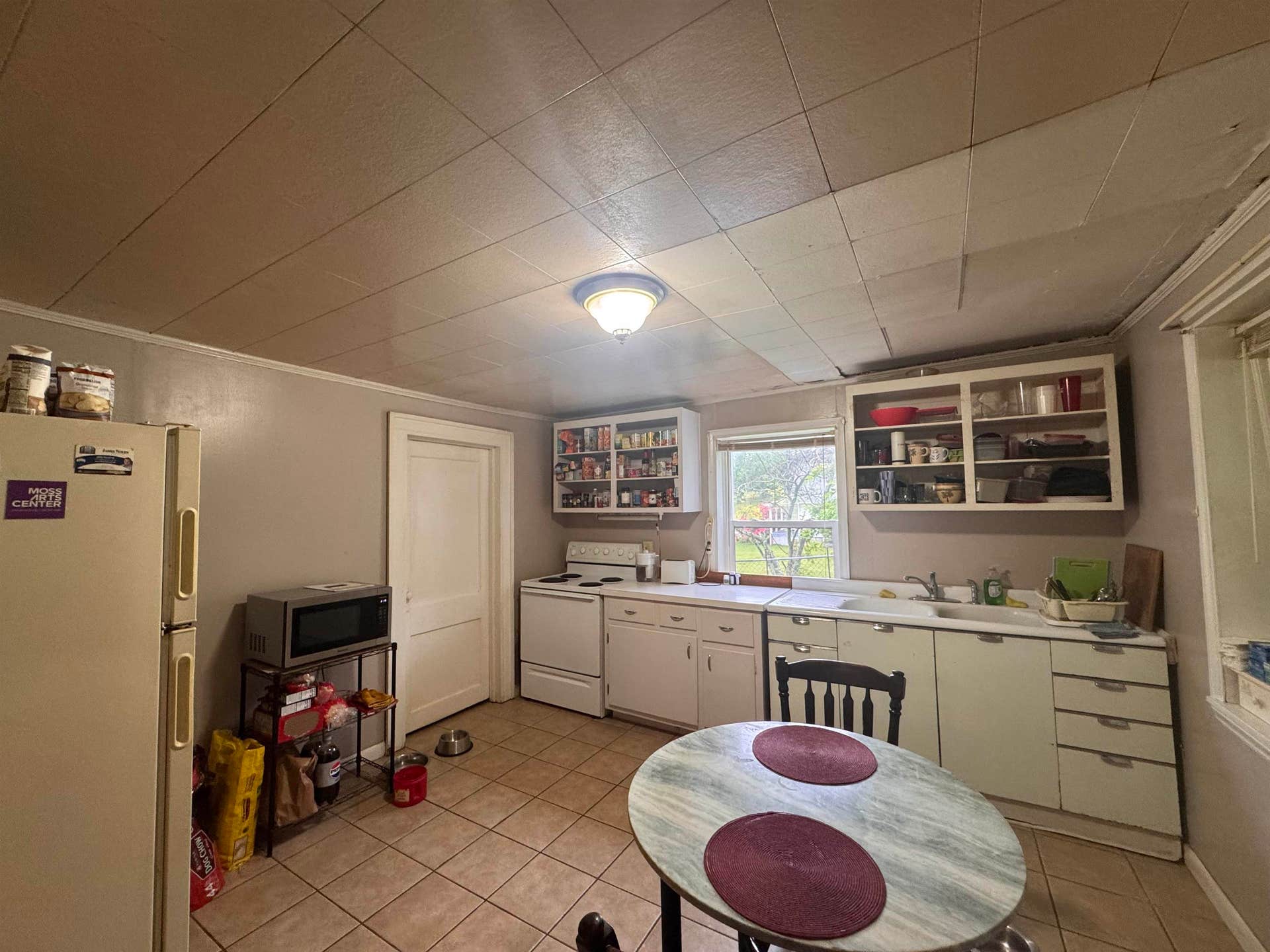 912 GILES Road, Blacksburg, VA 24060
