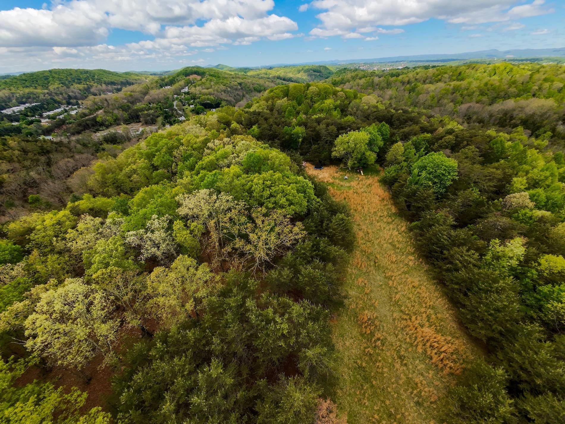 3500 HAWLEY Road, Christiansburg, VA 24073