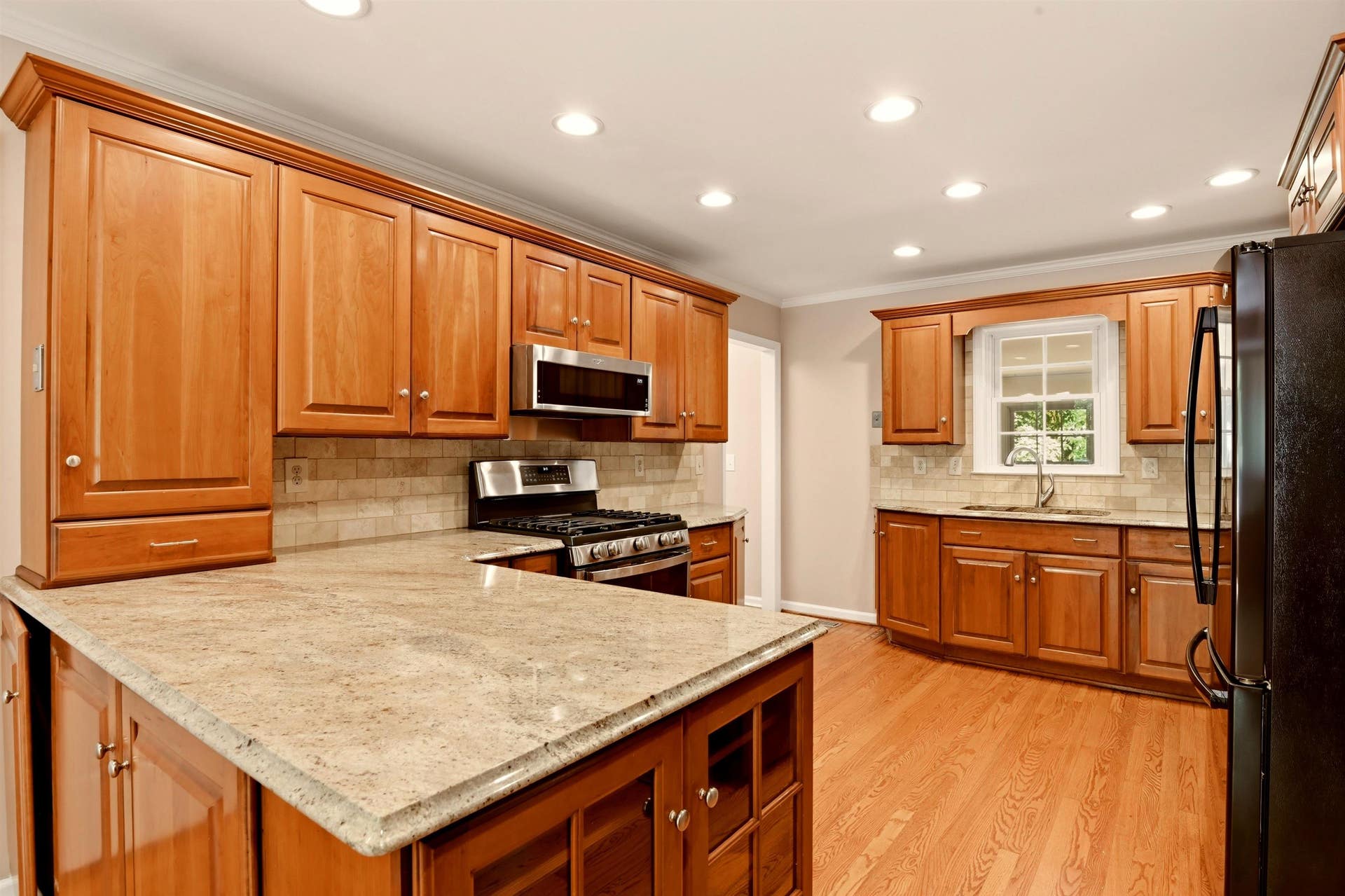 105 Dogwood Lane, Radford, VA 24141