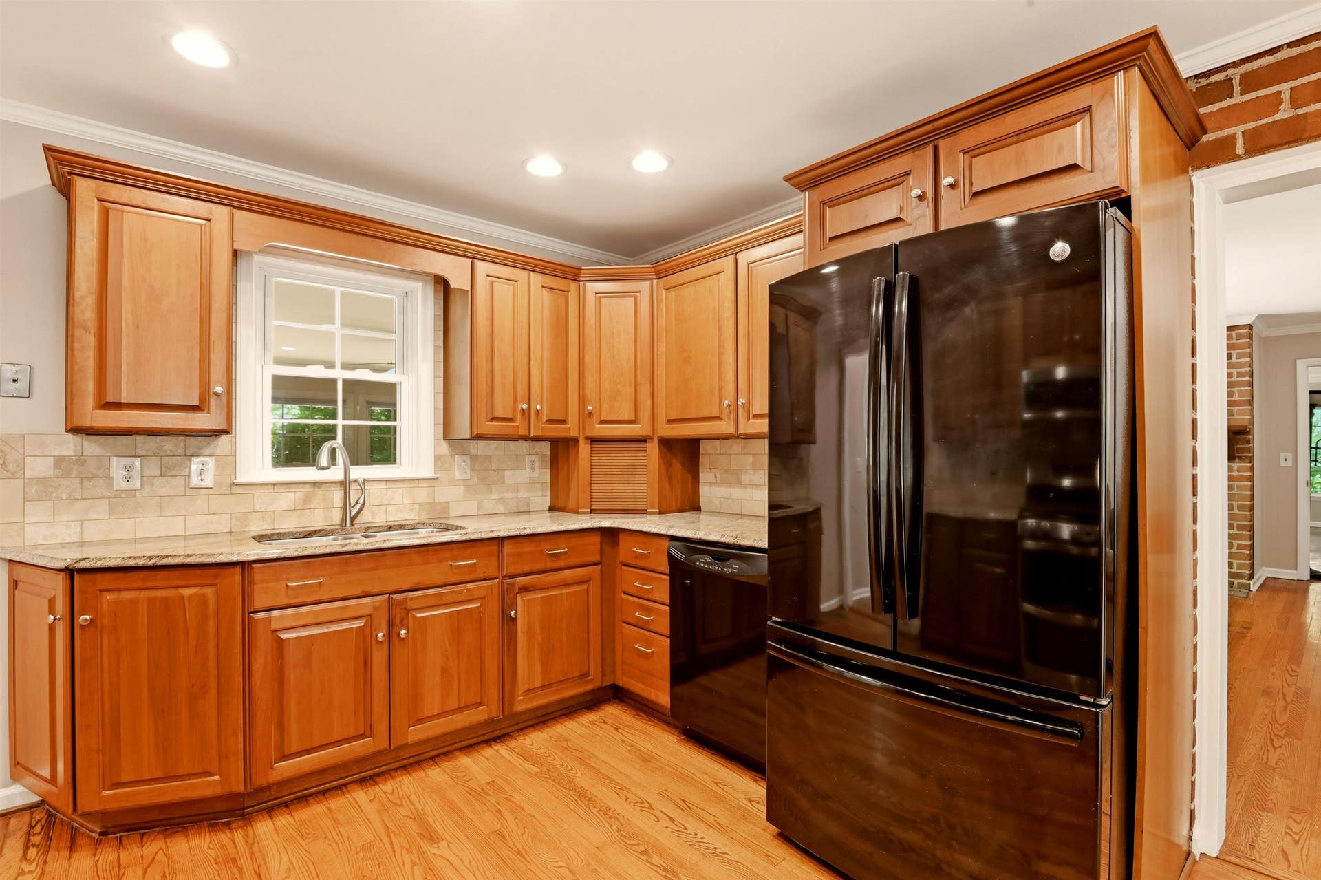 105 Dogwood Lane, Radford, VA 24141