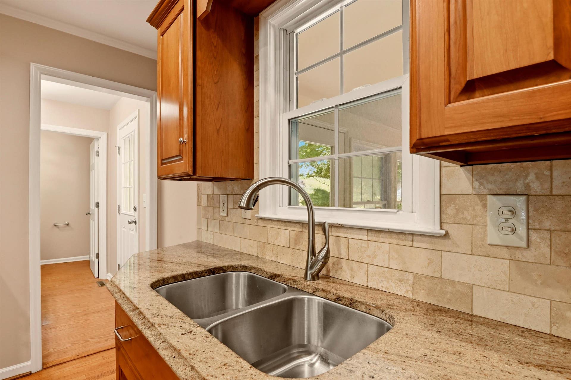 105 Dogwood Lane, Radford, VA 24141