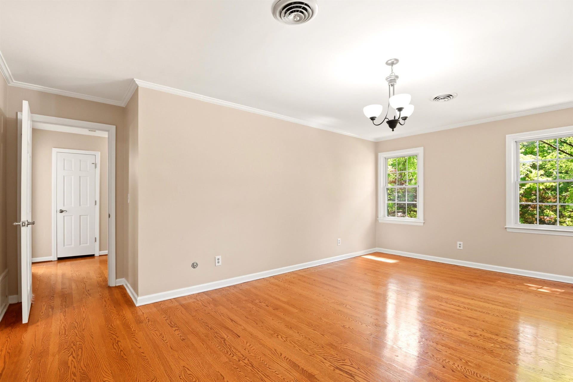 105 Dogwood Lane, Radford, VA 24141