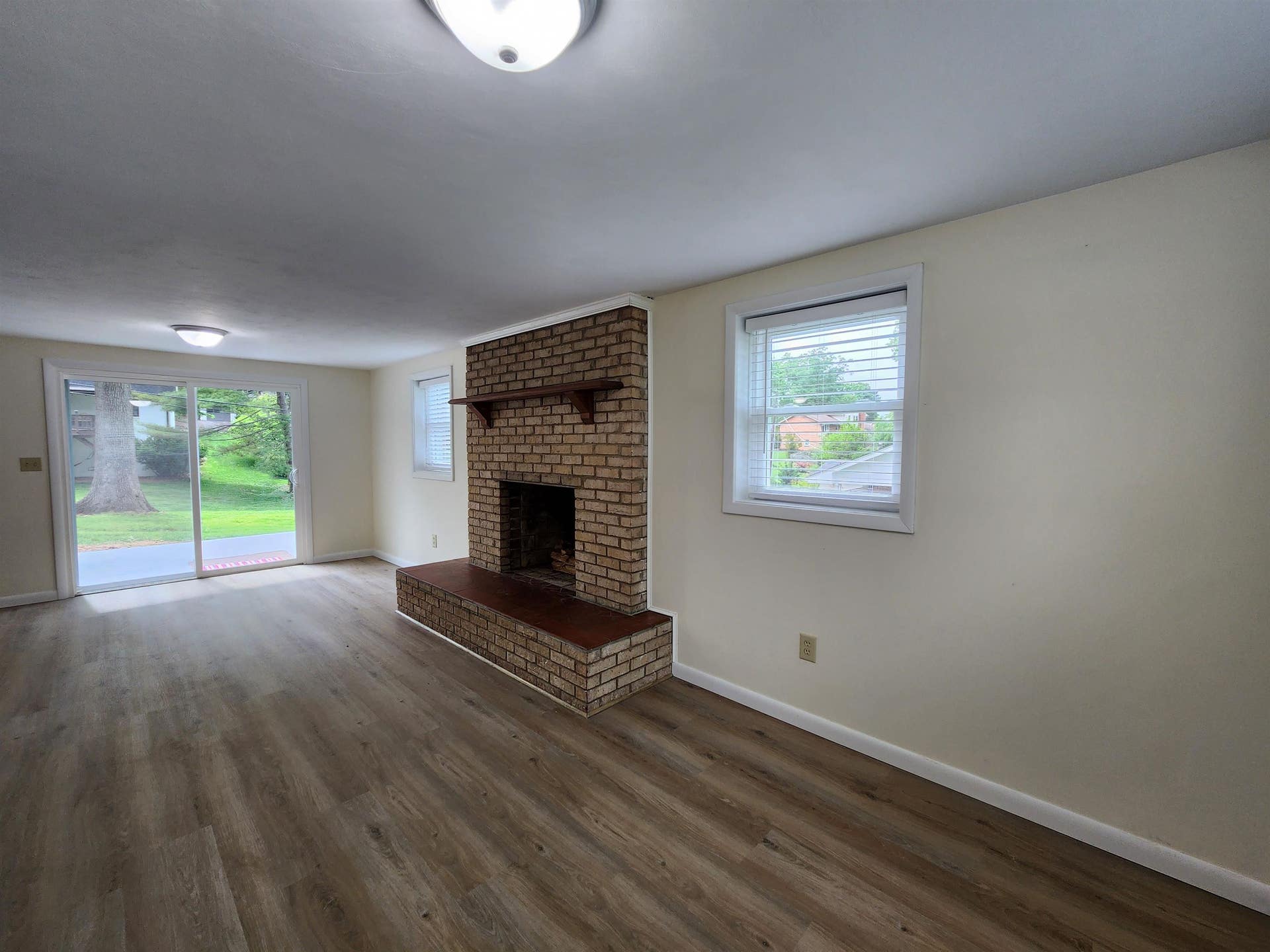 455 CHINQUAPIN Trail, Christiansburg, VA 24073