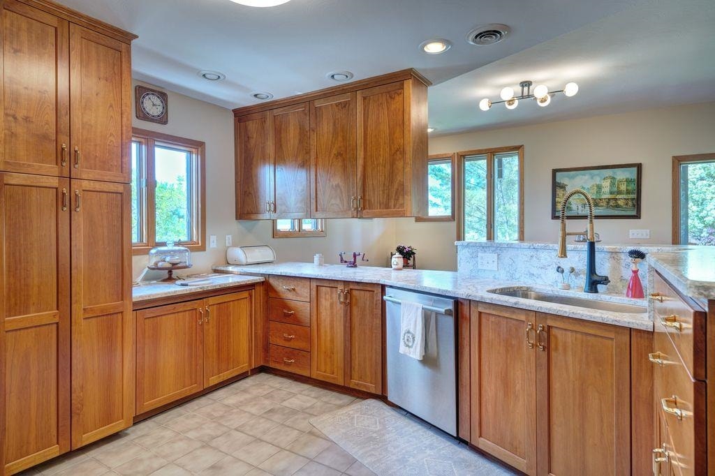 308 SEMINOLE Drive, Blacksburg, VA 24060