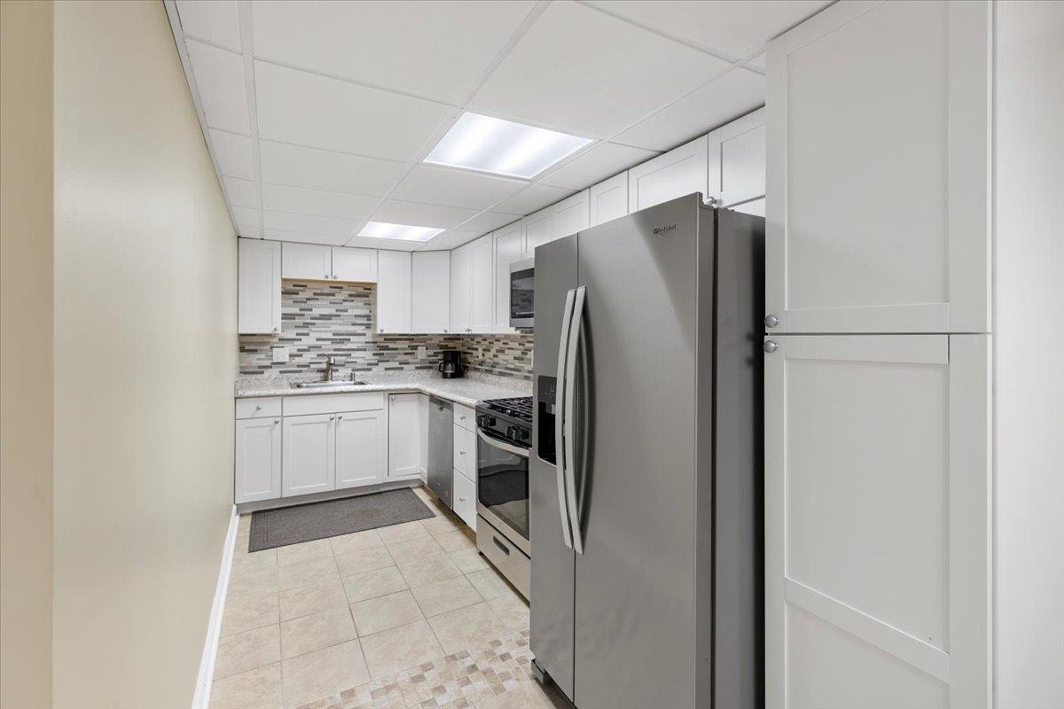 817 Hutcheson Drive, Blacksburg, VA 24060