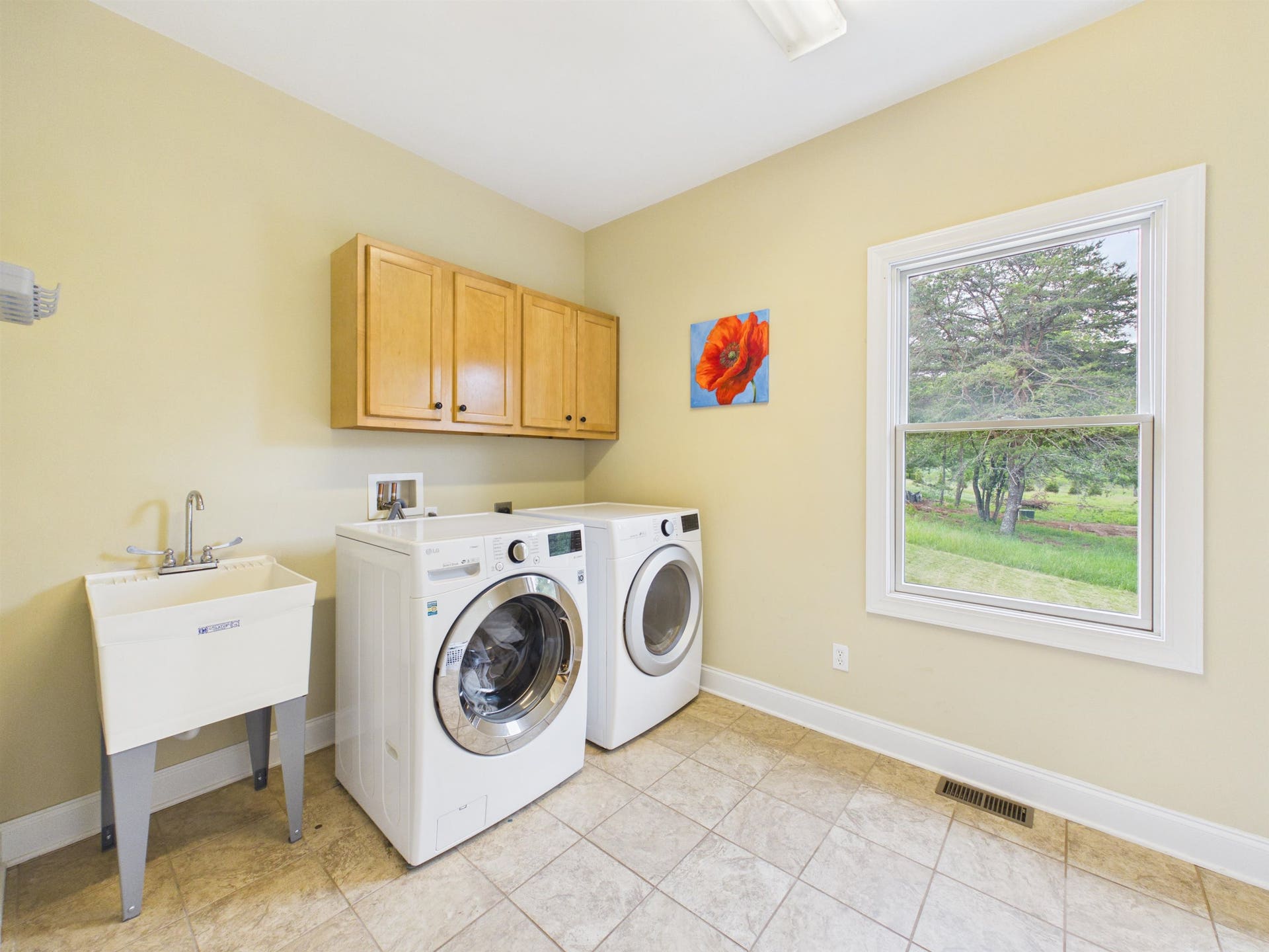 212 Bishop Road, Blacksburg, VA 24060