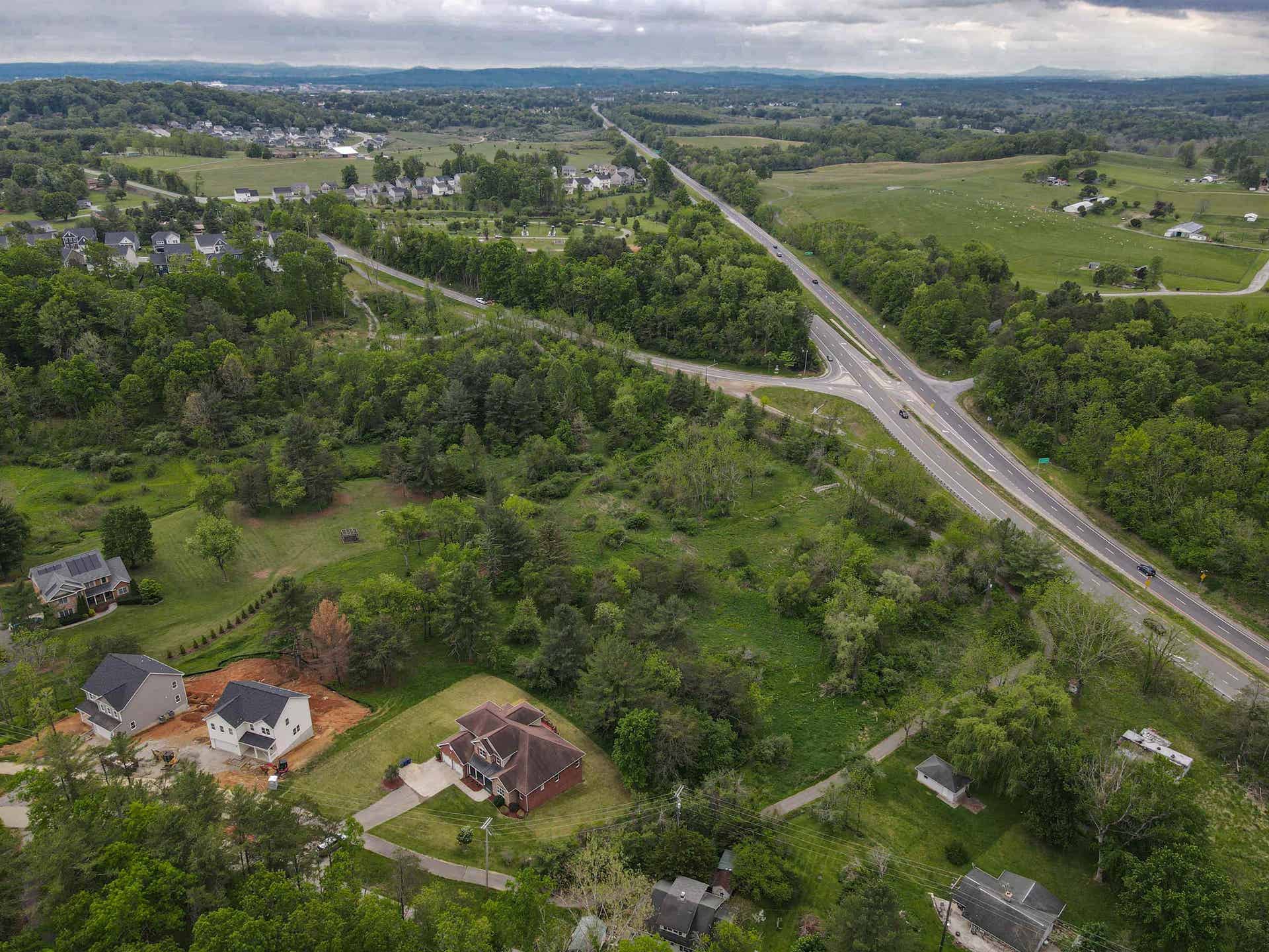 212 Bishop Road, Blacksburg, VA 24060