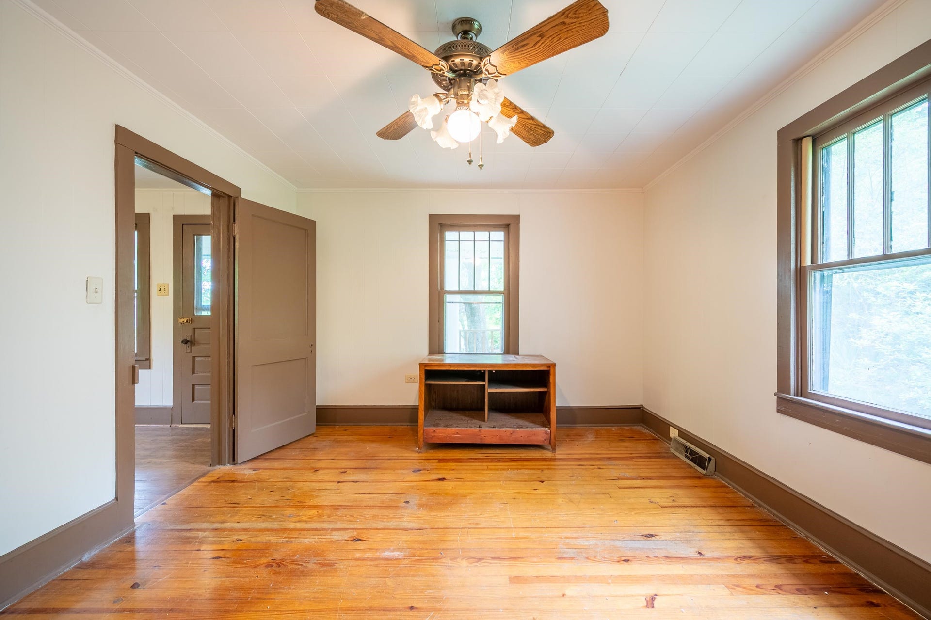 1320 JENNELLE Road, Blacksburg, VA 24060