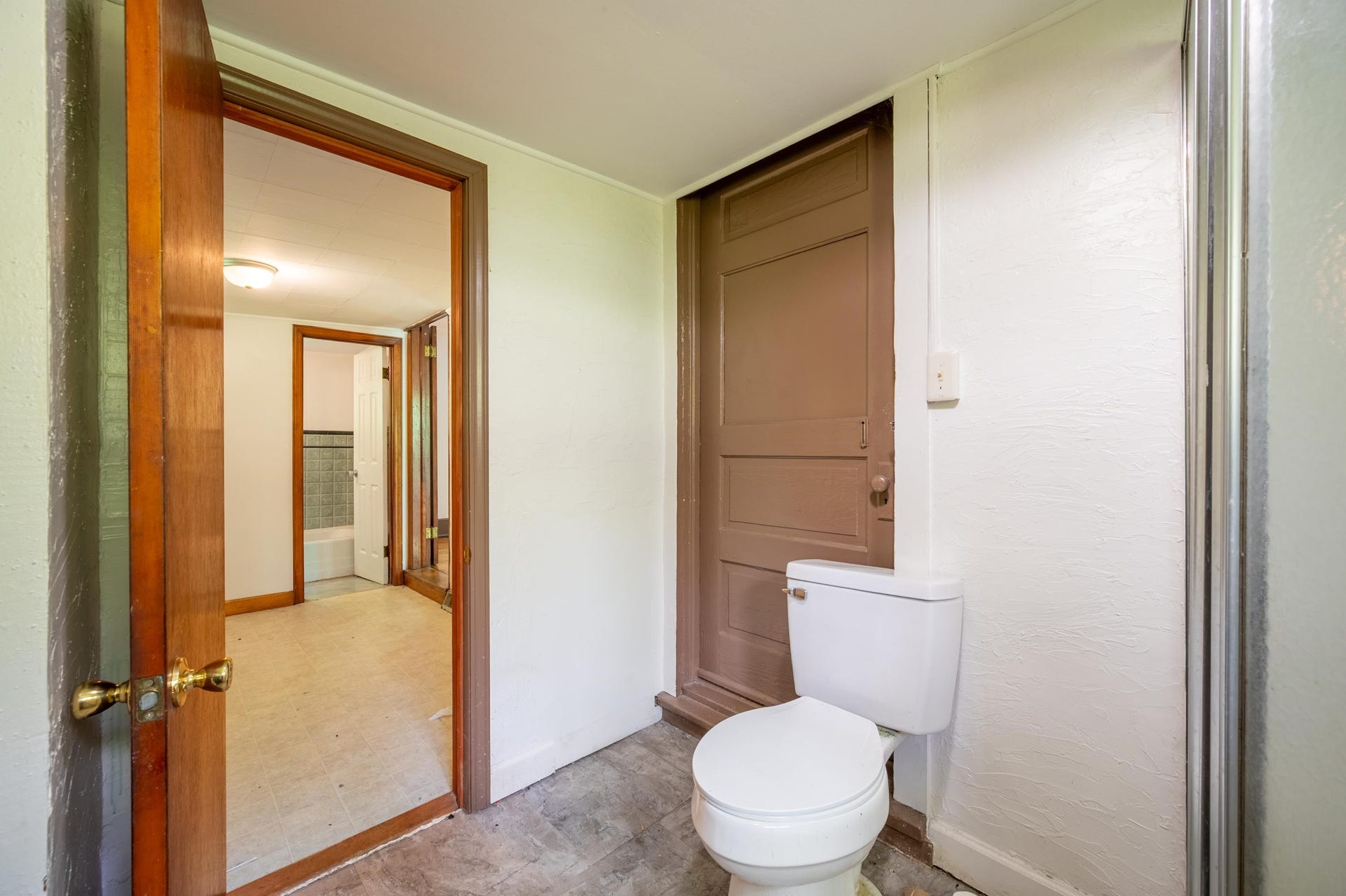 1320 JENNELLE Road, Blacksburg, VA 24060