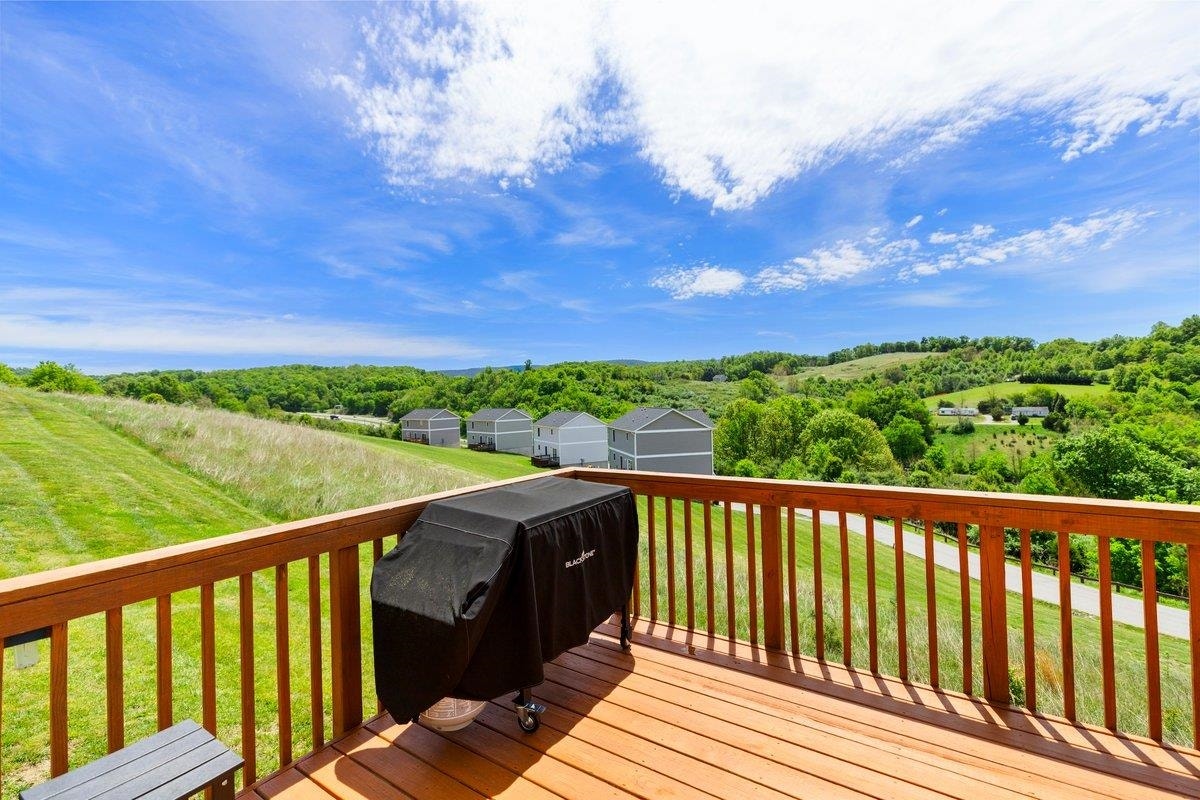 161 Prairie View Lane, Pembroke, VA 24136