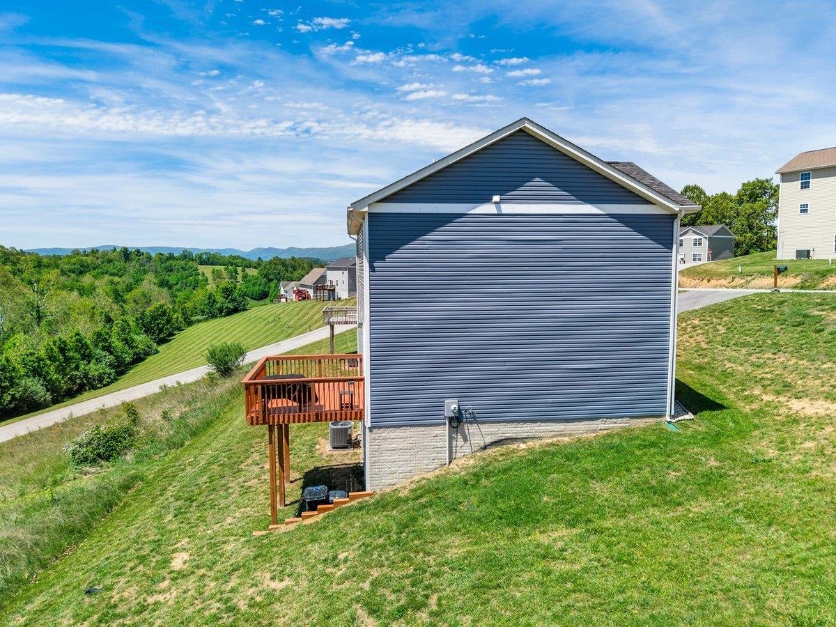 161 Prairie View Lane, Pembroke, VA 24136