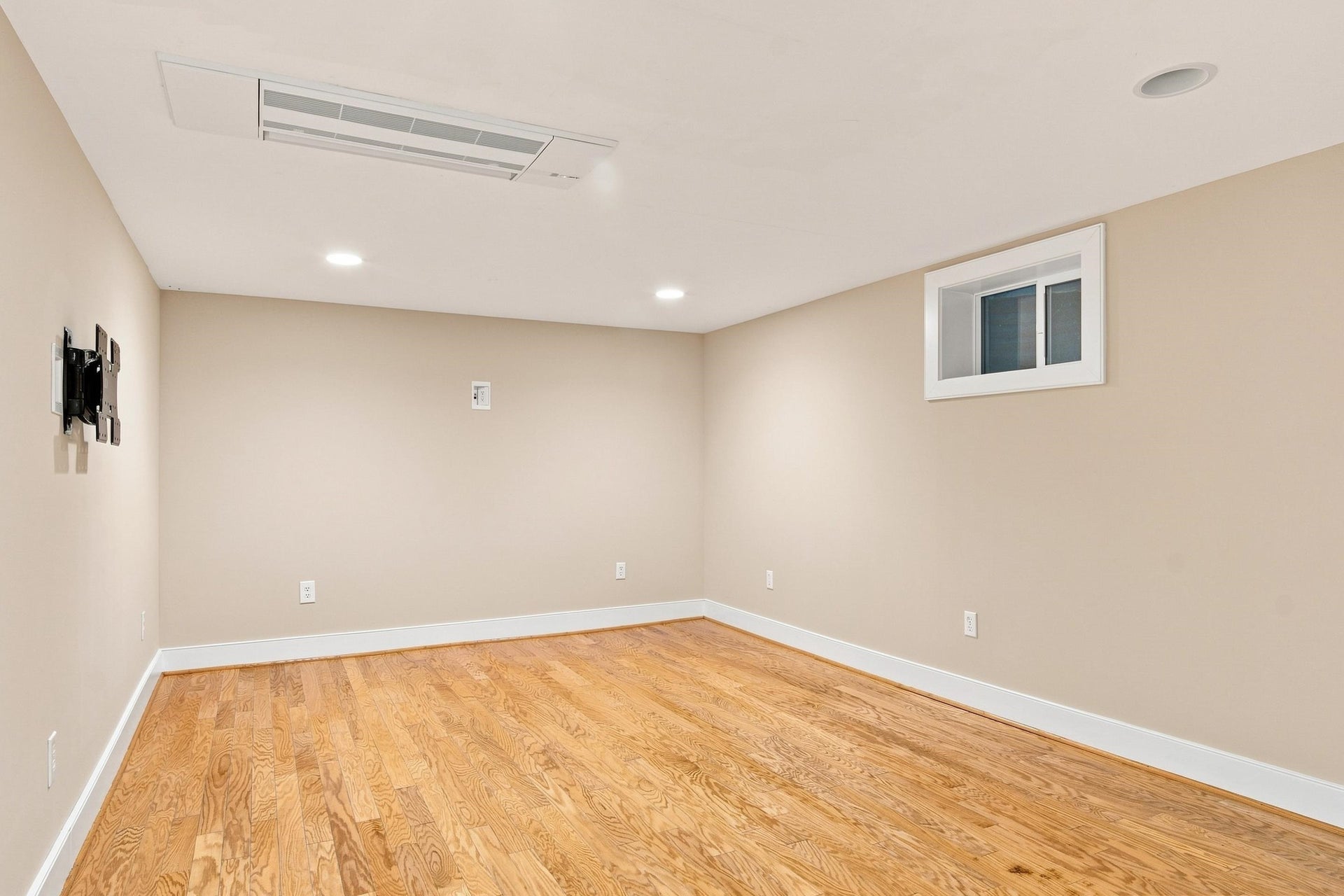 1200 Westover Drive, Blacksburg, VA 24060