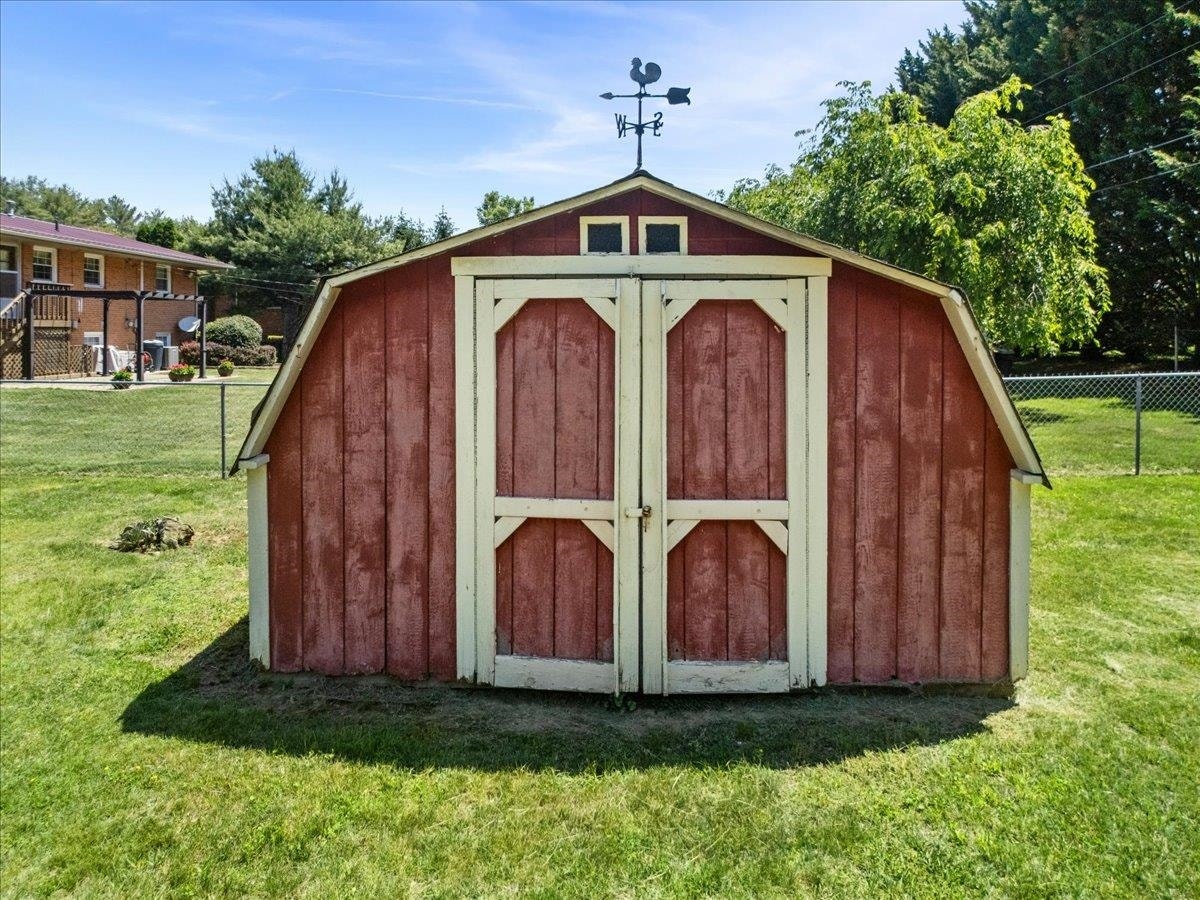 900 Custis Street, Radford, VA 24141