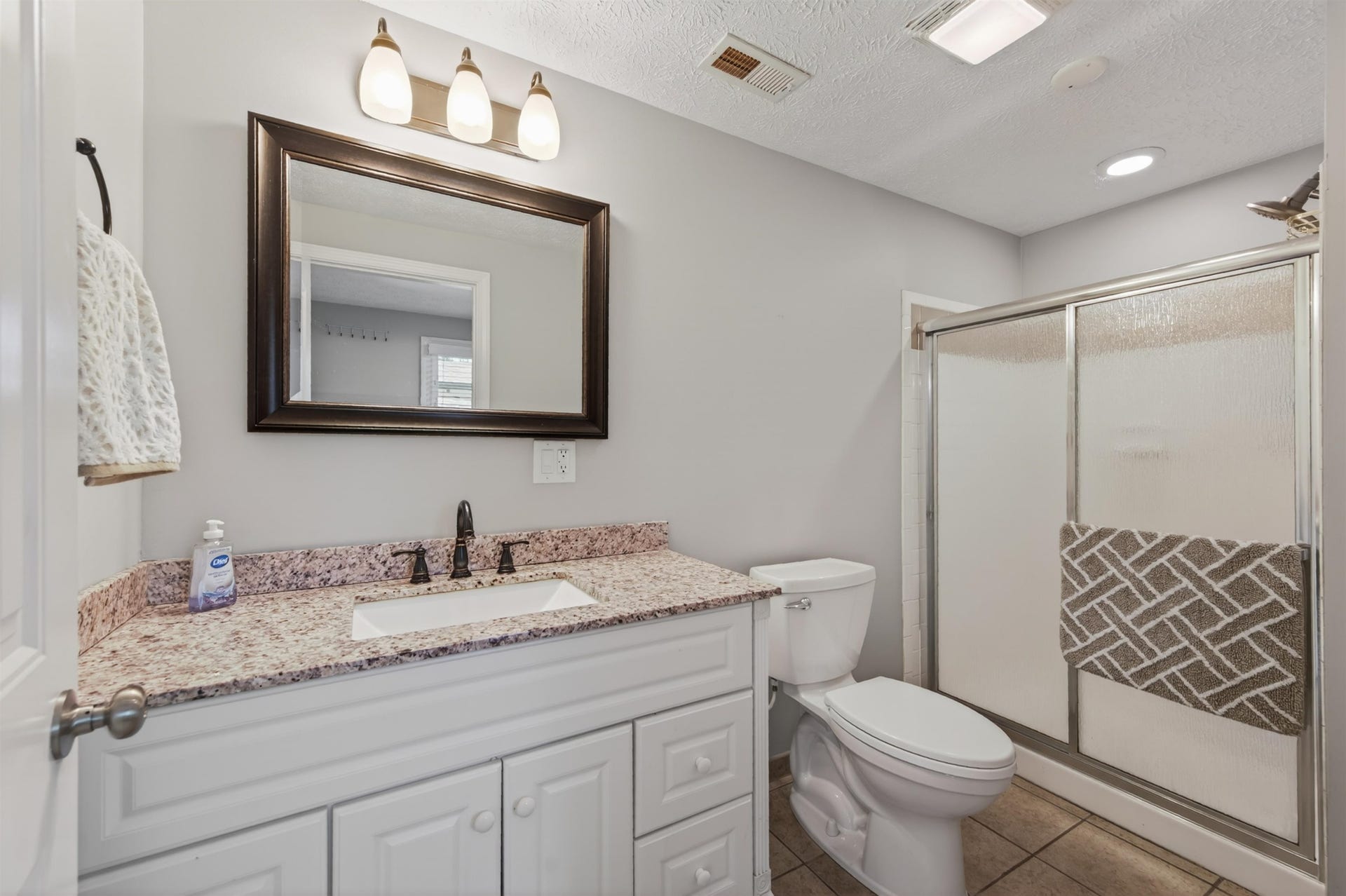 1509 LARK Lane, Blacksburg, VA 24060