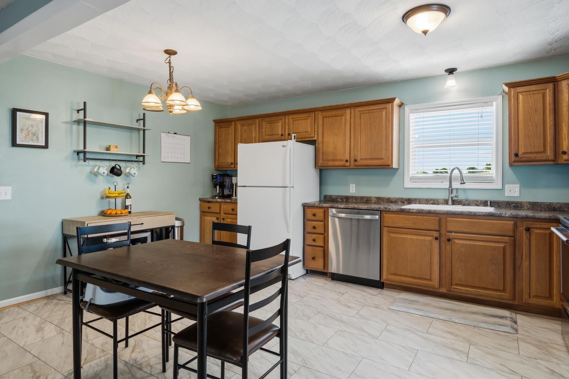 2301 Viewland Circle, Christiansburg, VA 24073