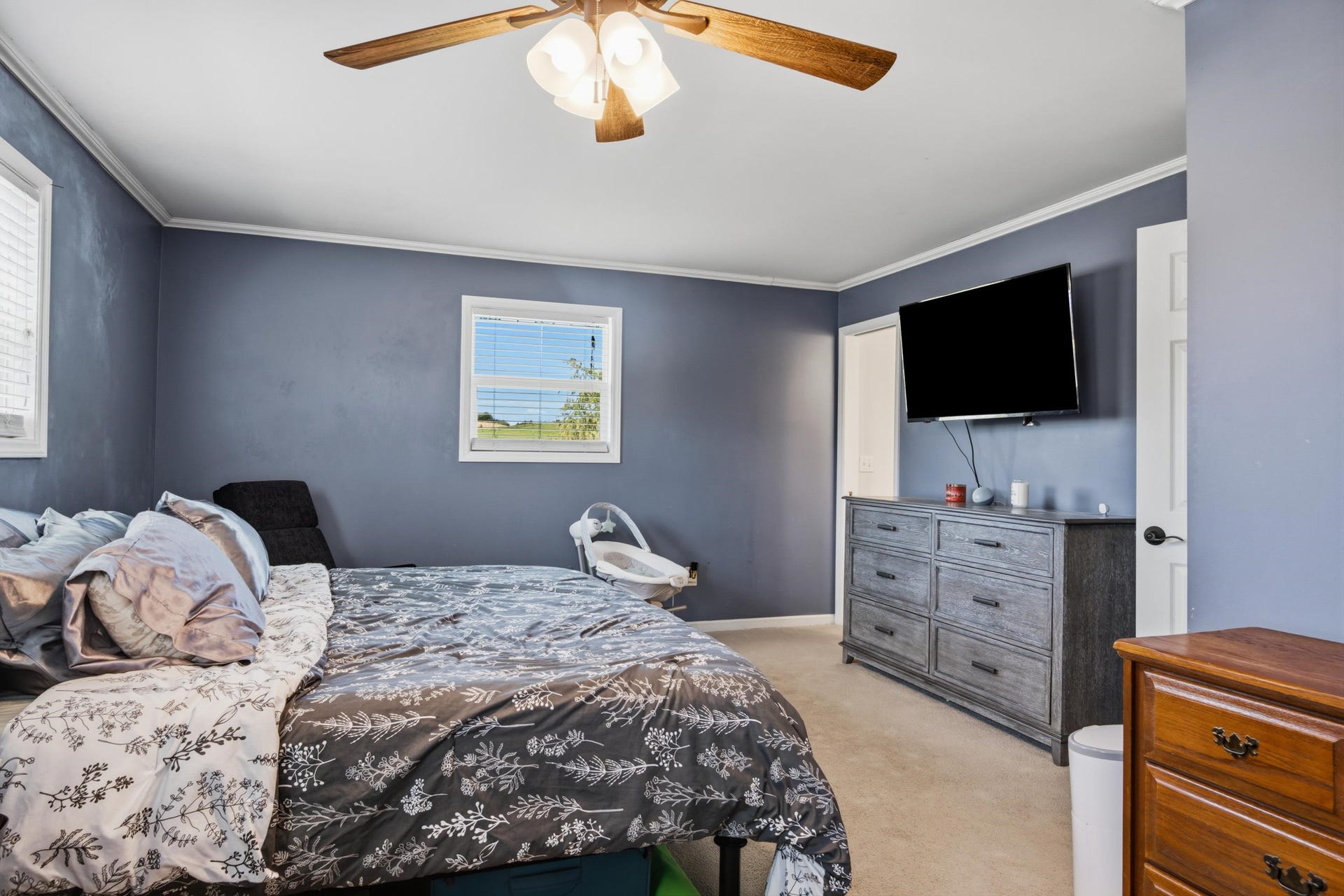 2301 Viewland Circle, Christiansburg, VA 24073