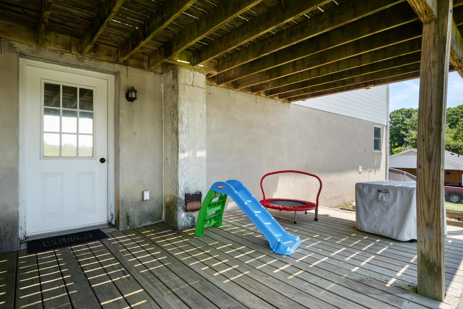2301 Viewland Circle, Christiansburg, VA 24073