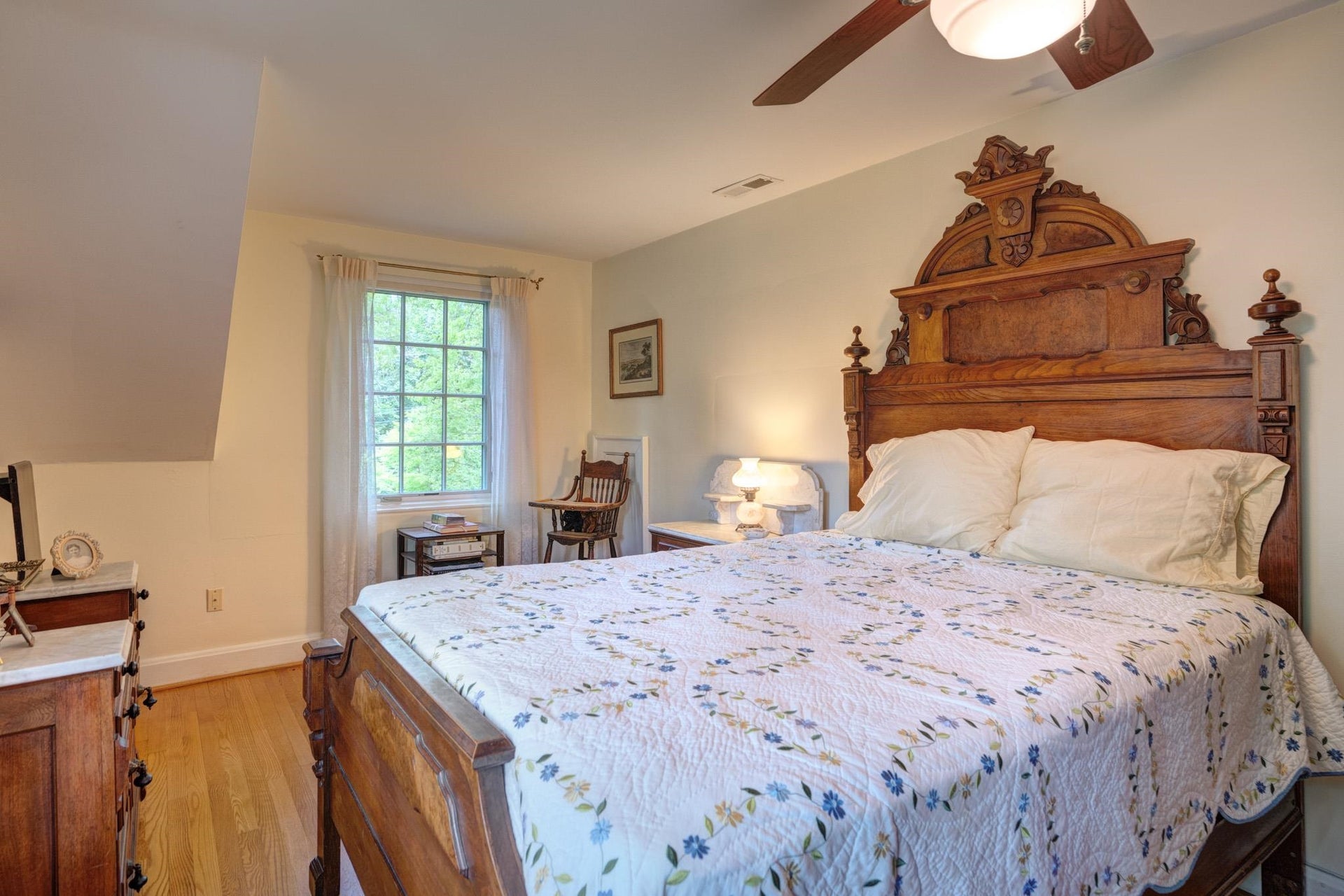 603 DRAPER Road, Blacksburg, VA 24060