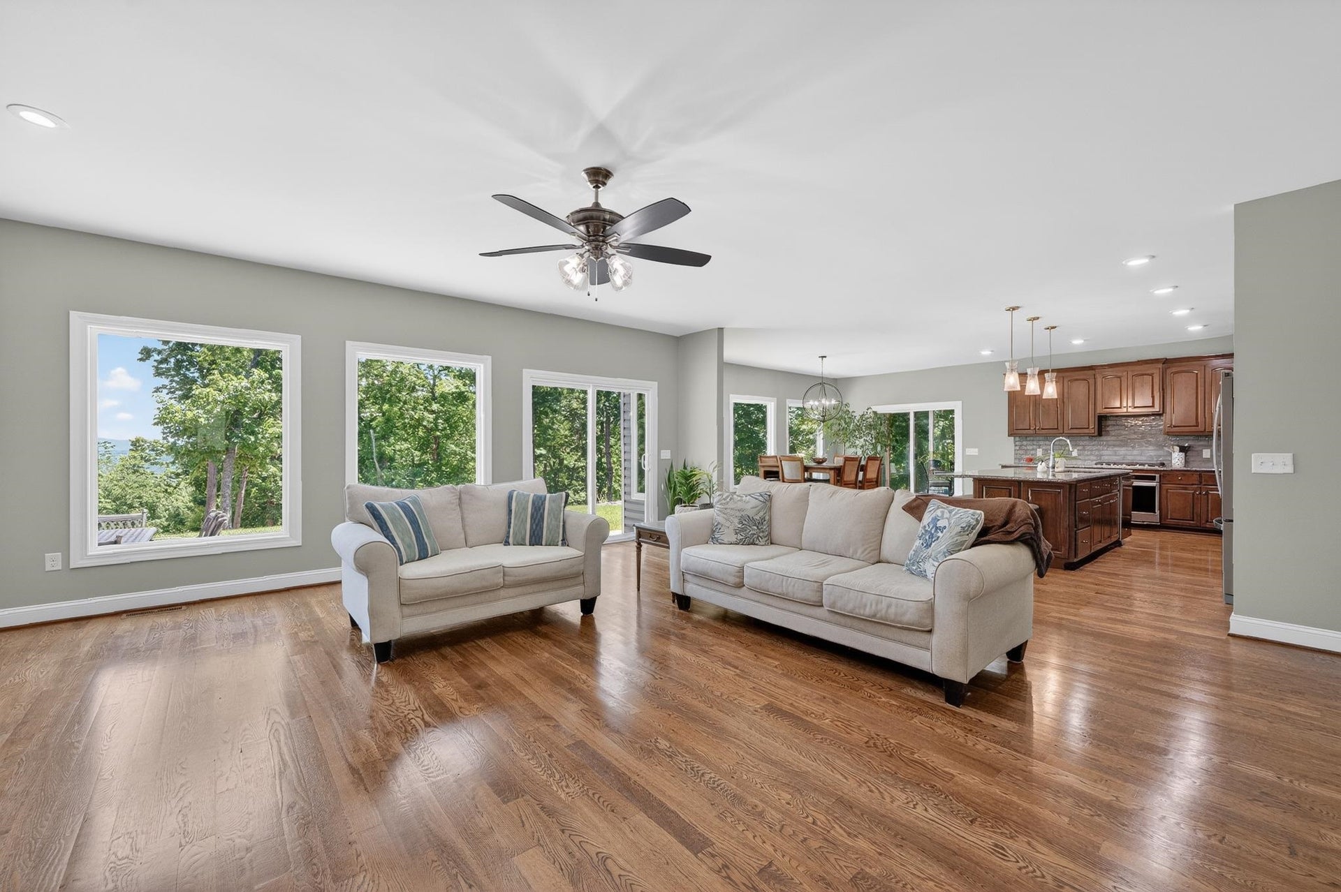 500 QUAILWOOD Drive, Blacksburg, VA 24060